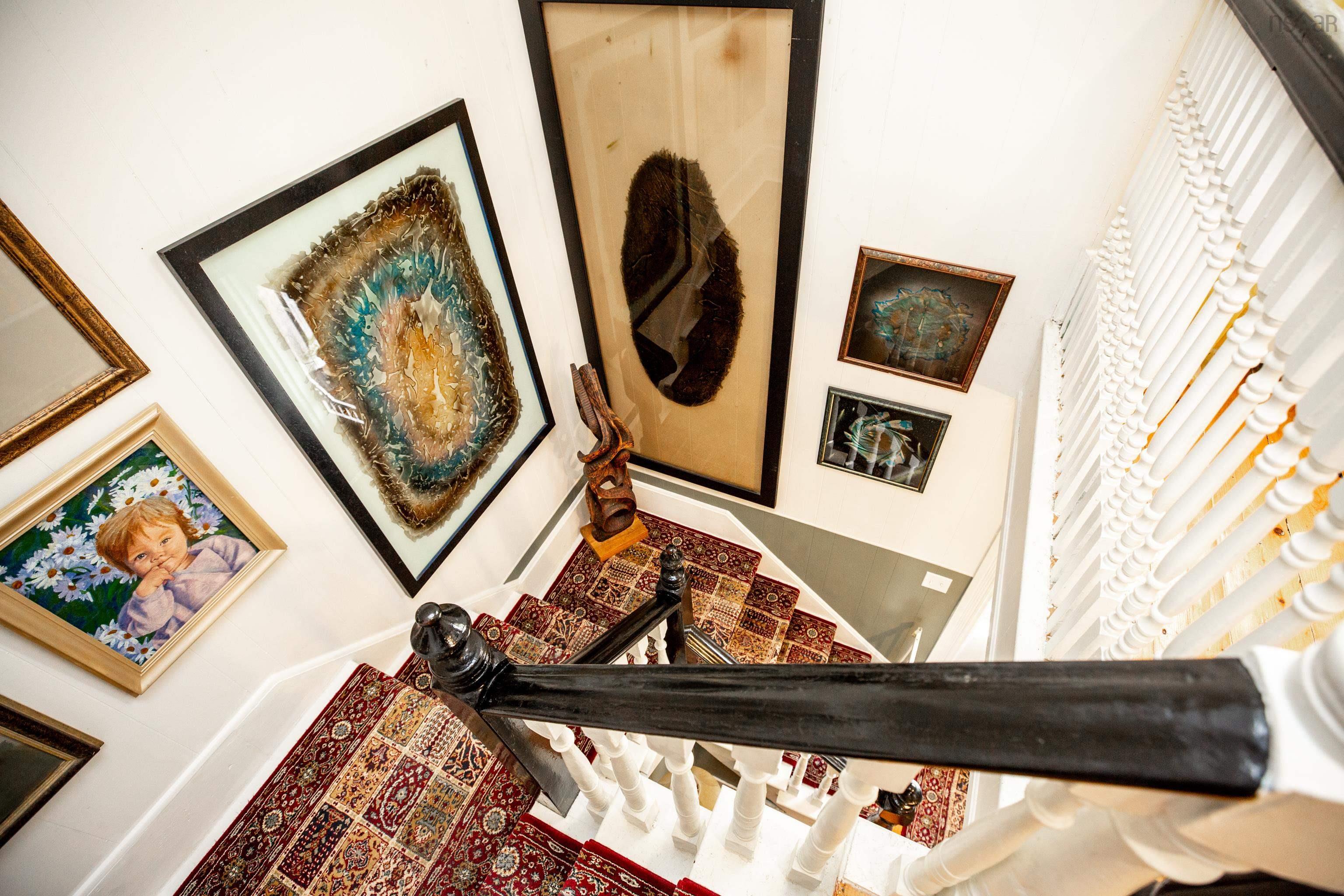 $429,500.00: 1359 Highway 332, First South