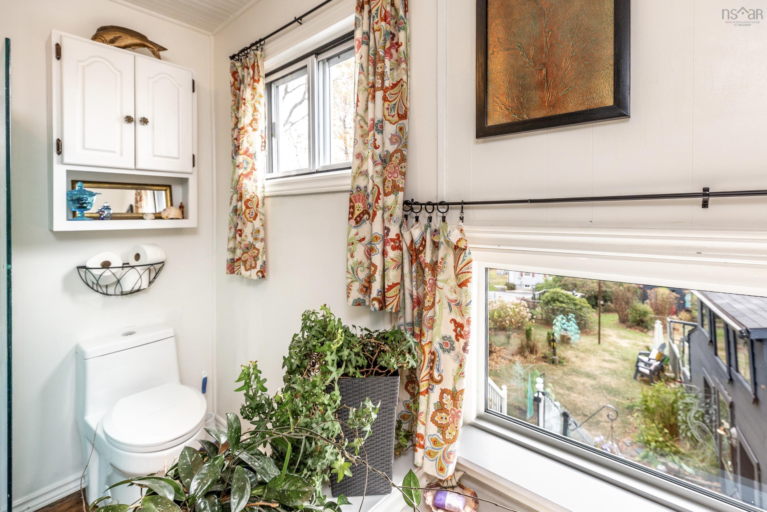 $429,500.00: 1359 Highway 332, First South