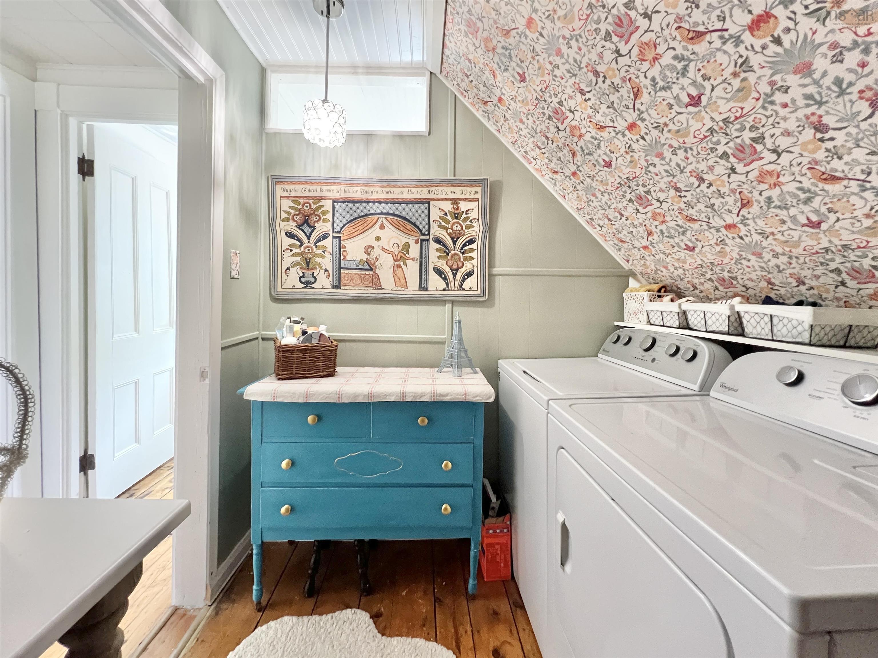 $429,500.00: 1359 Highway 332, First South