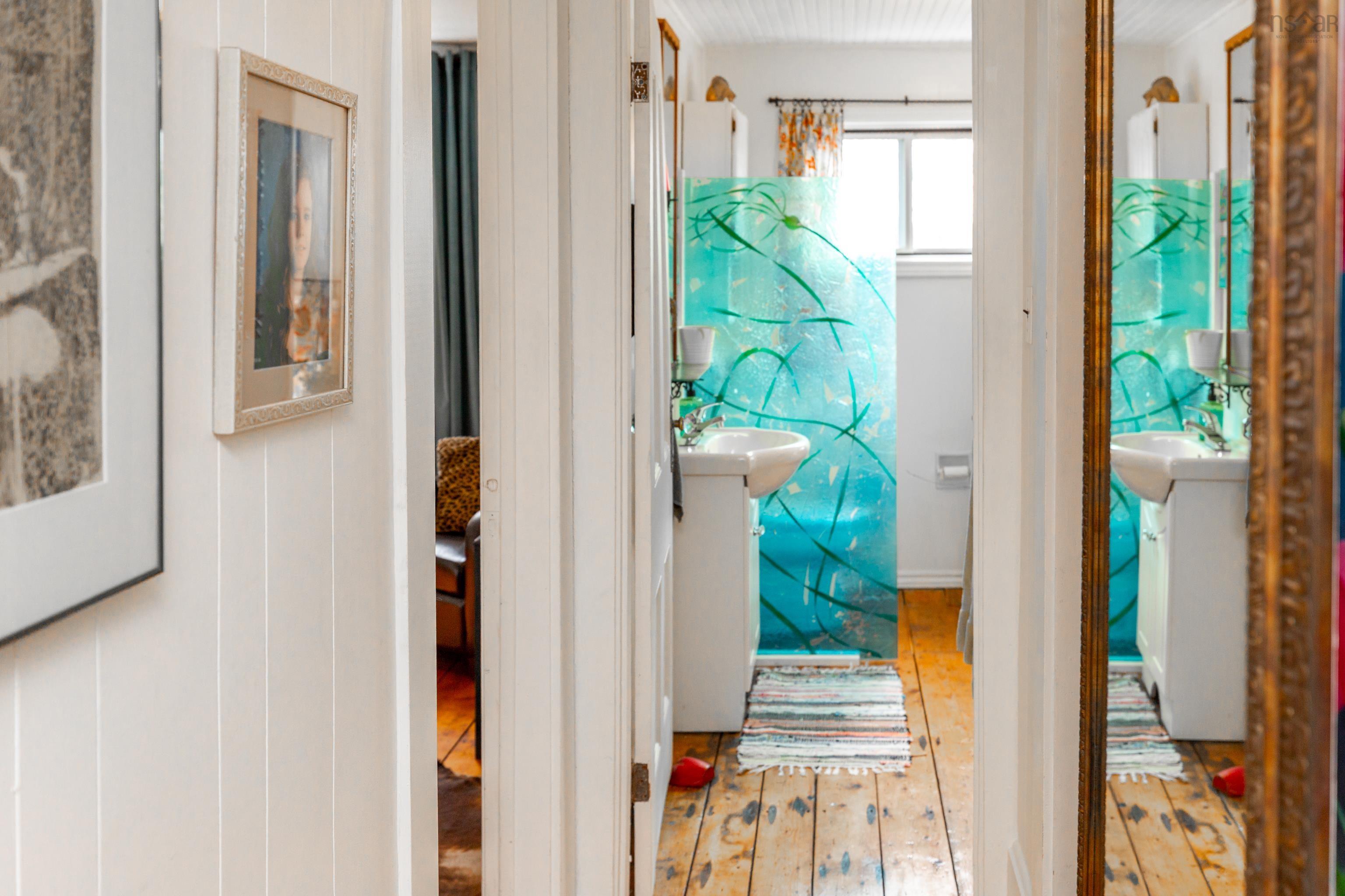 $429,500.00: 1359 Highway 332, First South