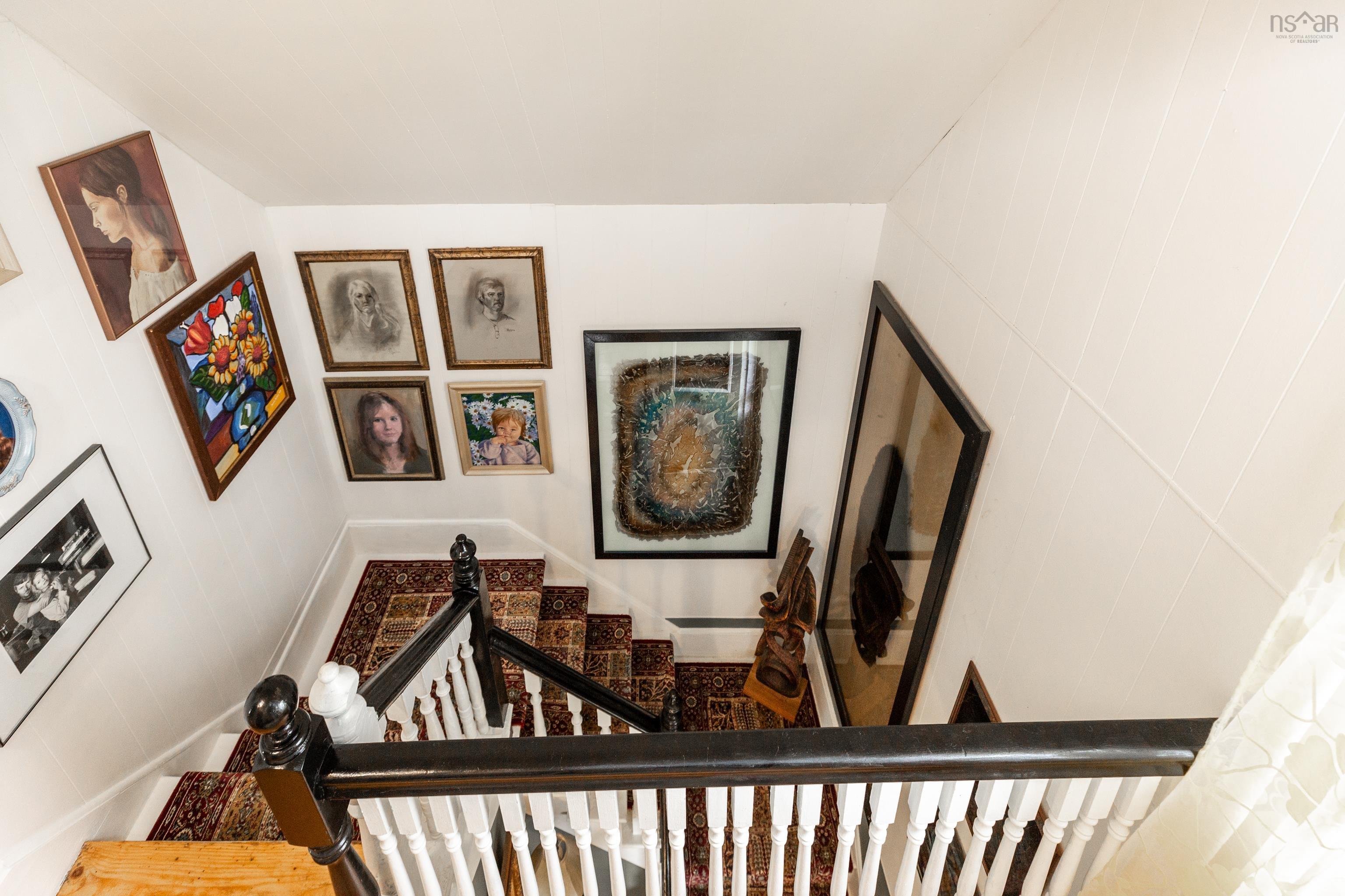 $429,500.00: 1359 Highway 332, First South