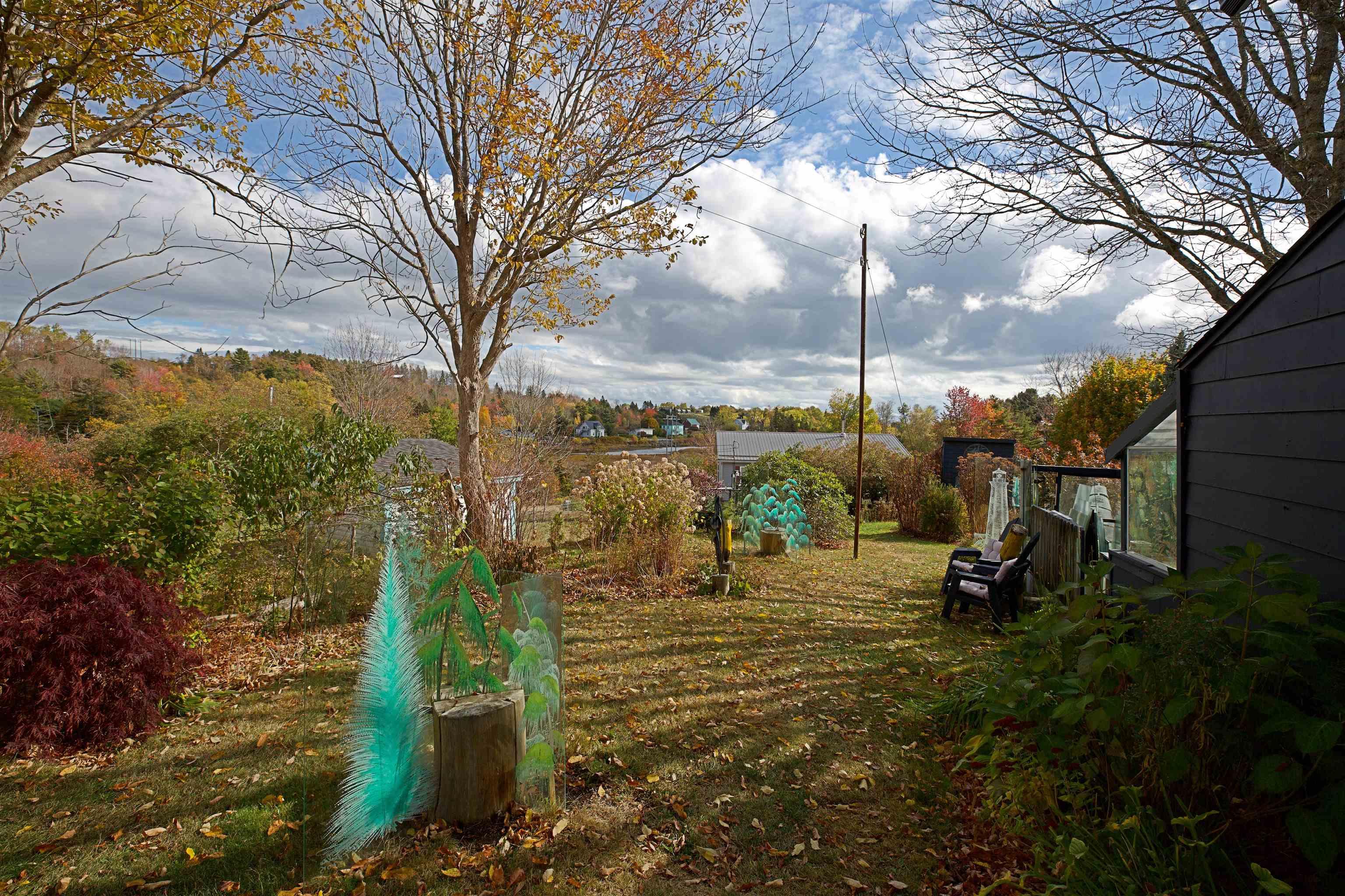 $429,500.00: 1359 Highway 332, First South