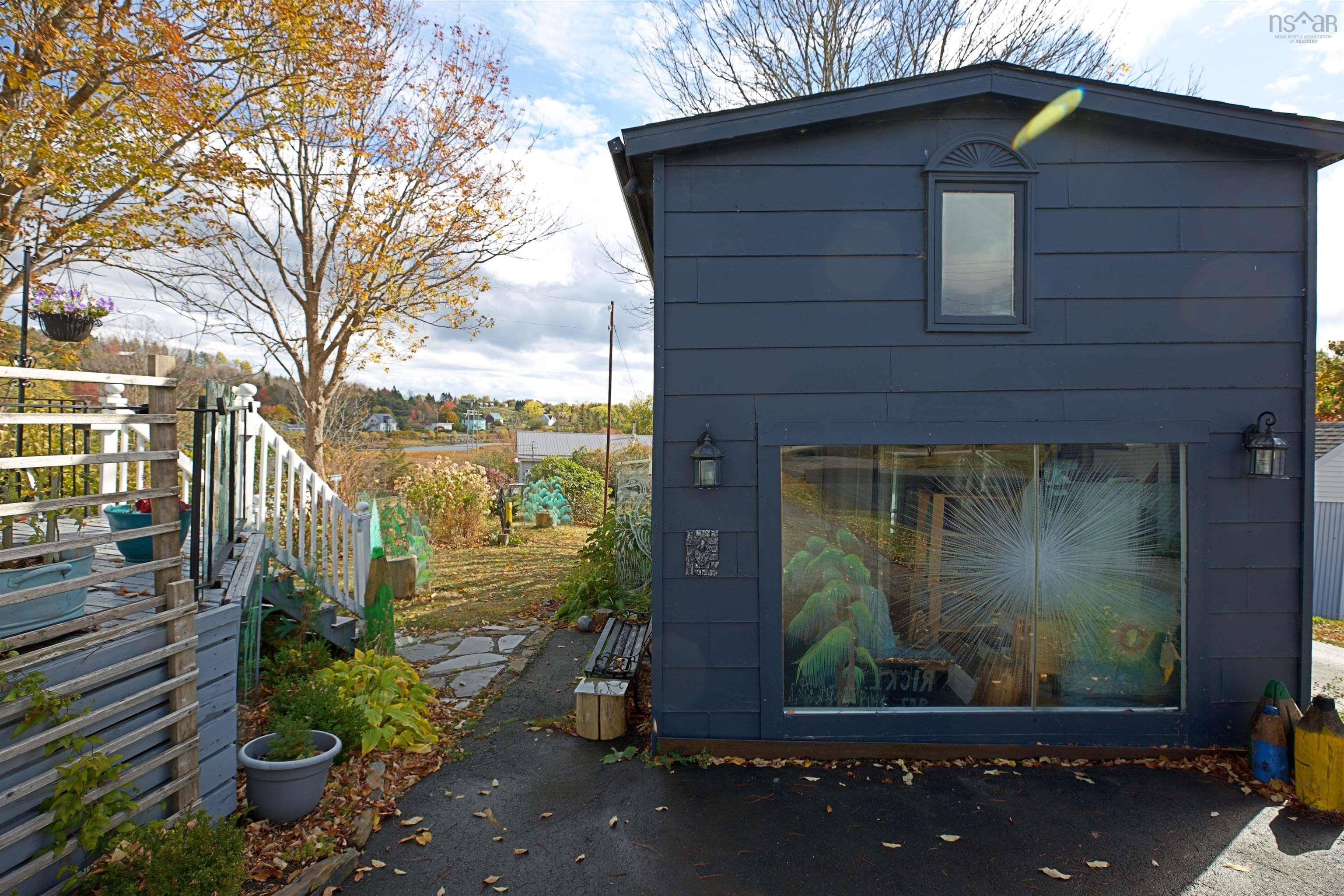 $429,500.00: 1359 Highway 332, First South