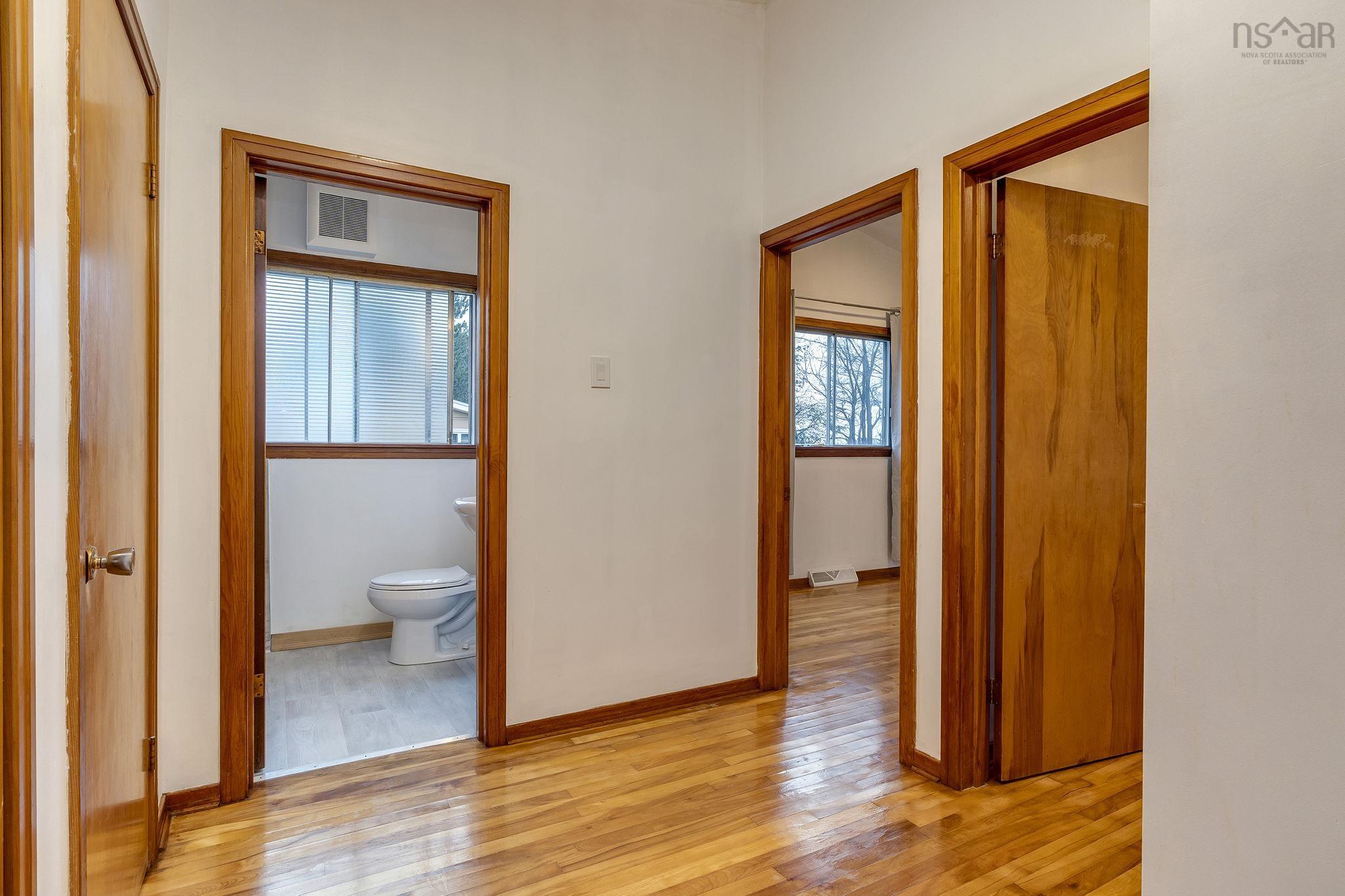 $495,000.00: 7 Palisade Place, Clayton Park