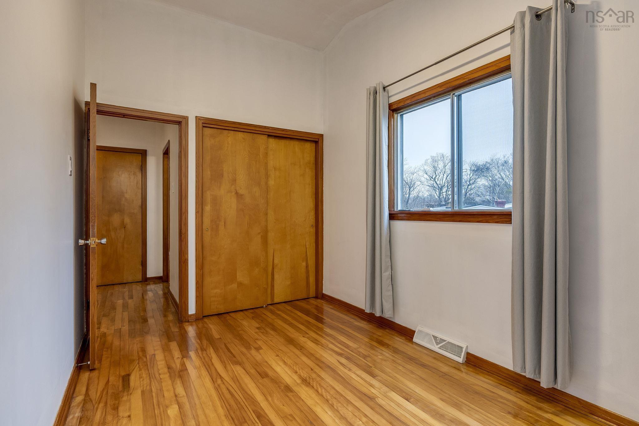 $495,000.00: 7 Palisade Place, Clayton Park