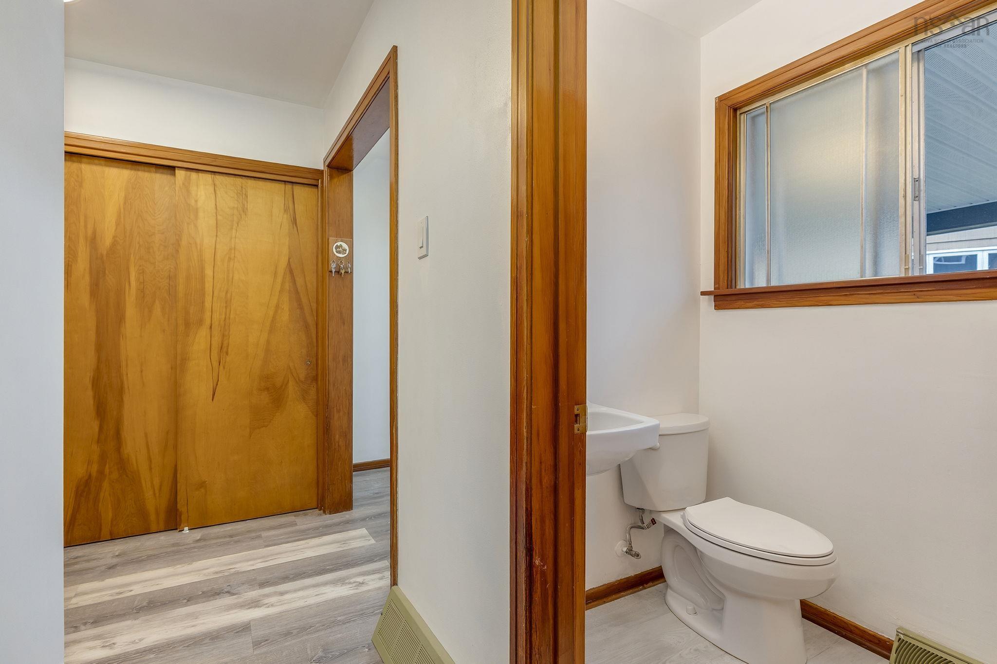 $495,000.00: 7 Palisade Place, Clayton Park