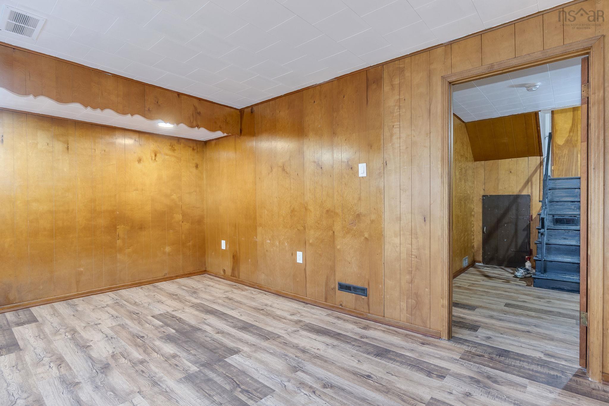 $495,000.00: 7 Palisade Place, Clayton Park