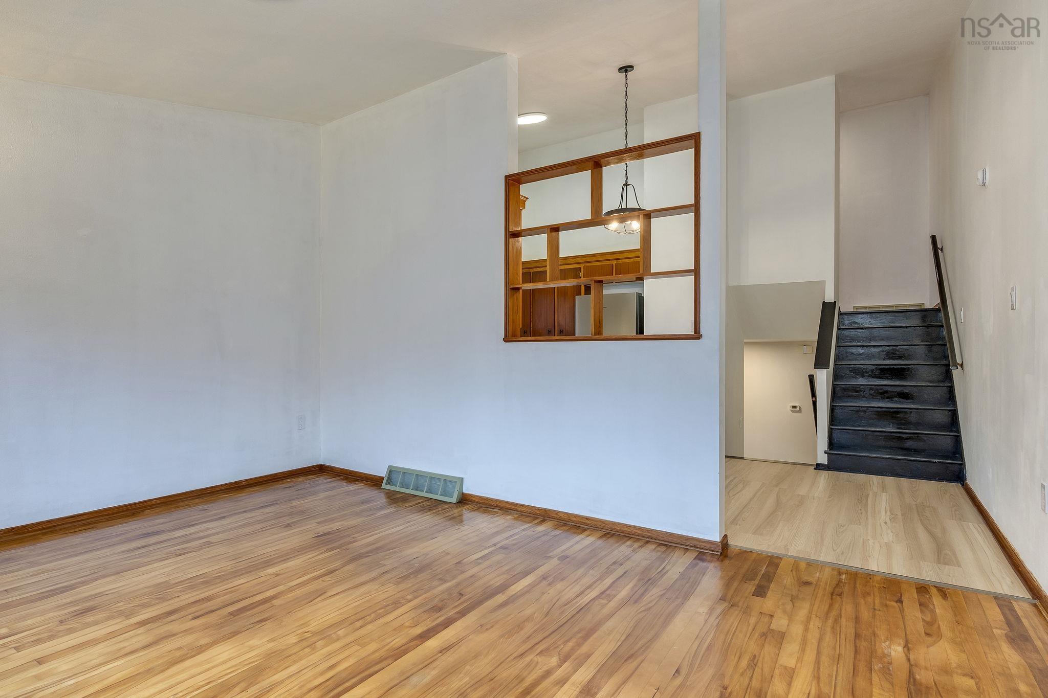 $495,000.00: 7 Palisade Place, Clayton Park