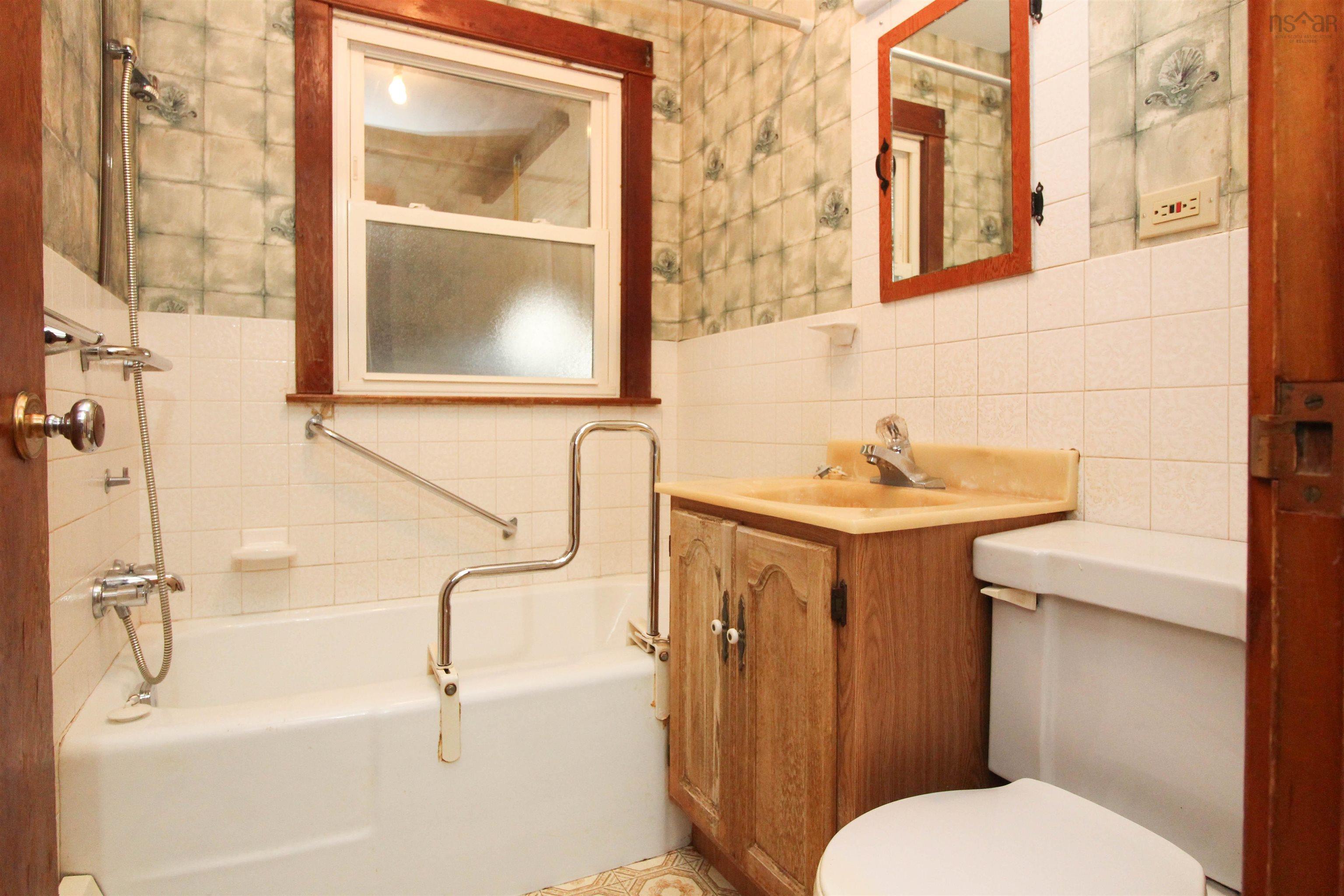 $280,000.00: 23 Kent Road, Lower Truro