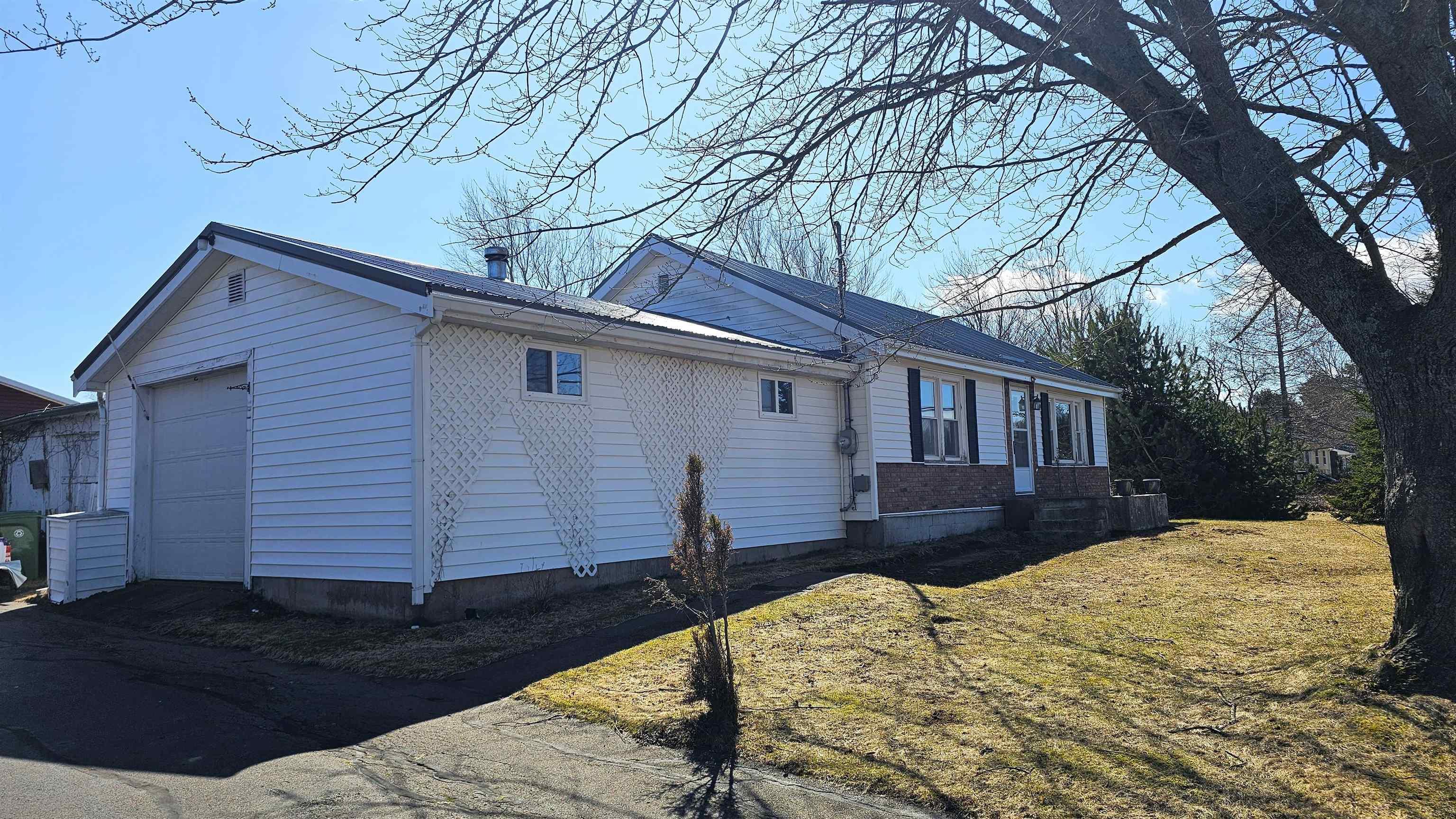 $280,000.00: 23 Kent Road, Lower Truro