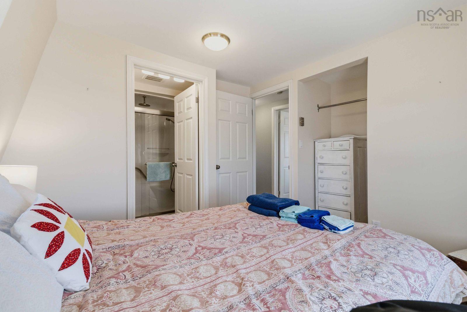 $579,000.00: 125 The Point Road, Blue Rocks