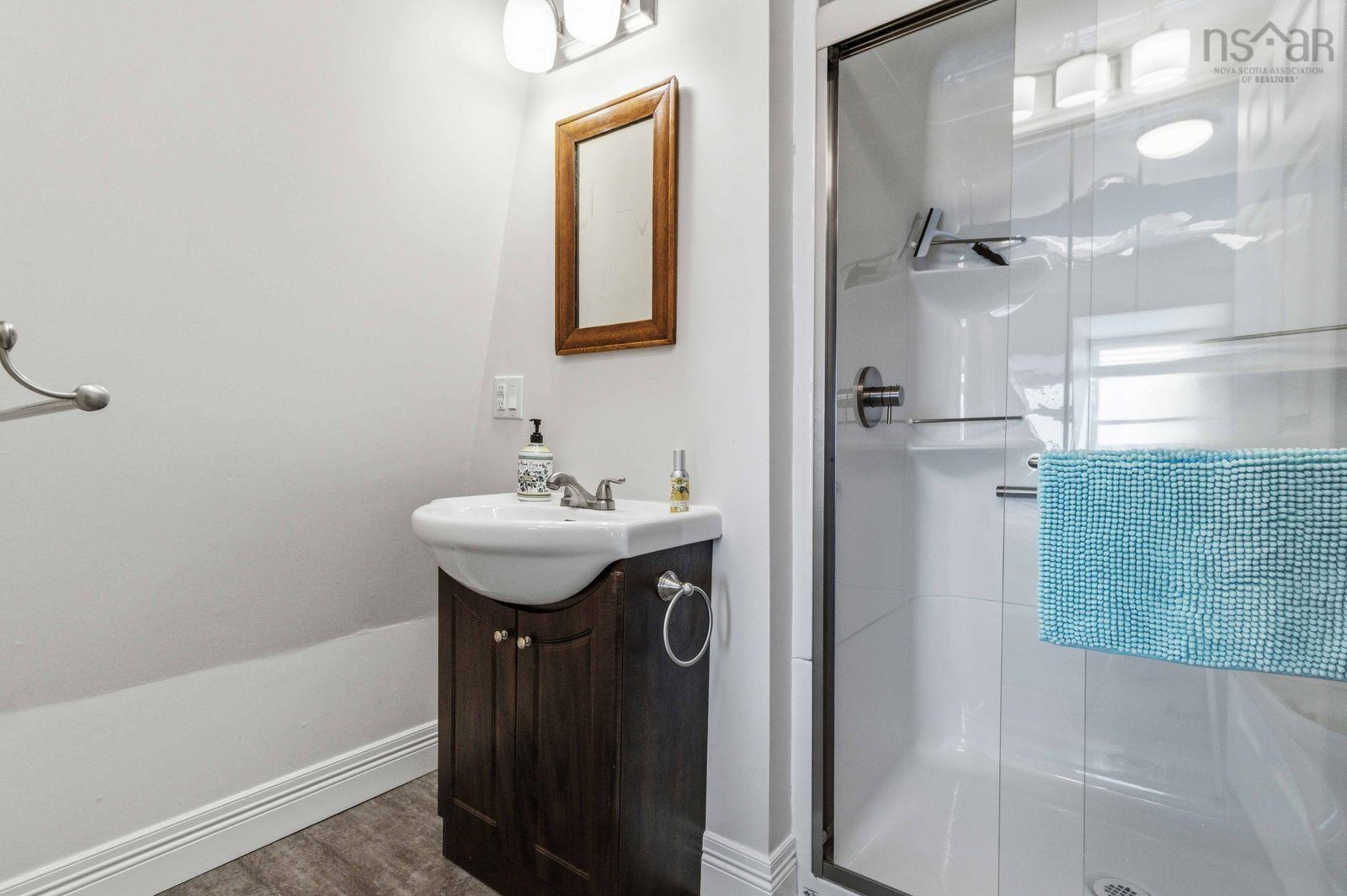 $579,000.00: 125 The Point Road, Blue Rocks