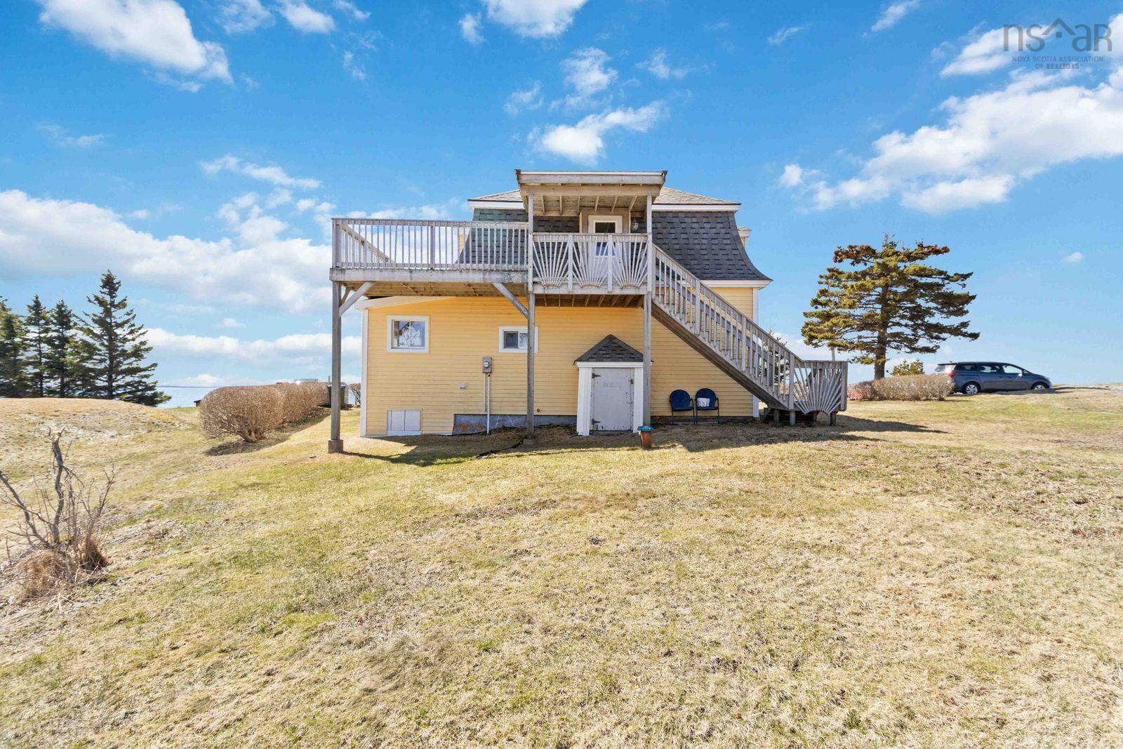 $579,000.00: 125 The Point Road, Blue Rocks