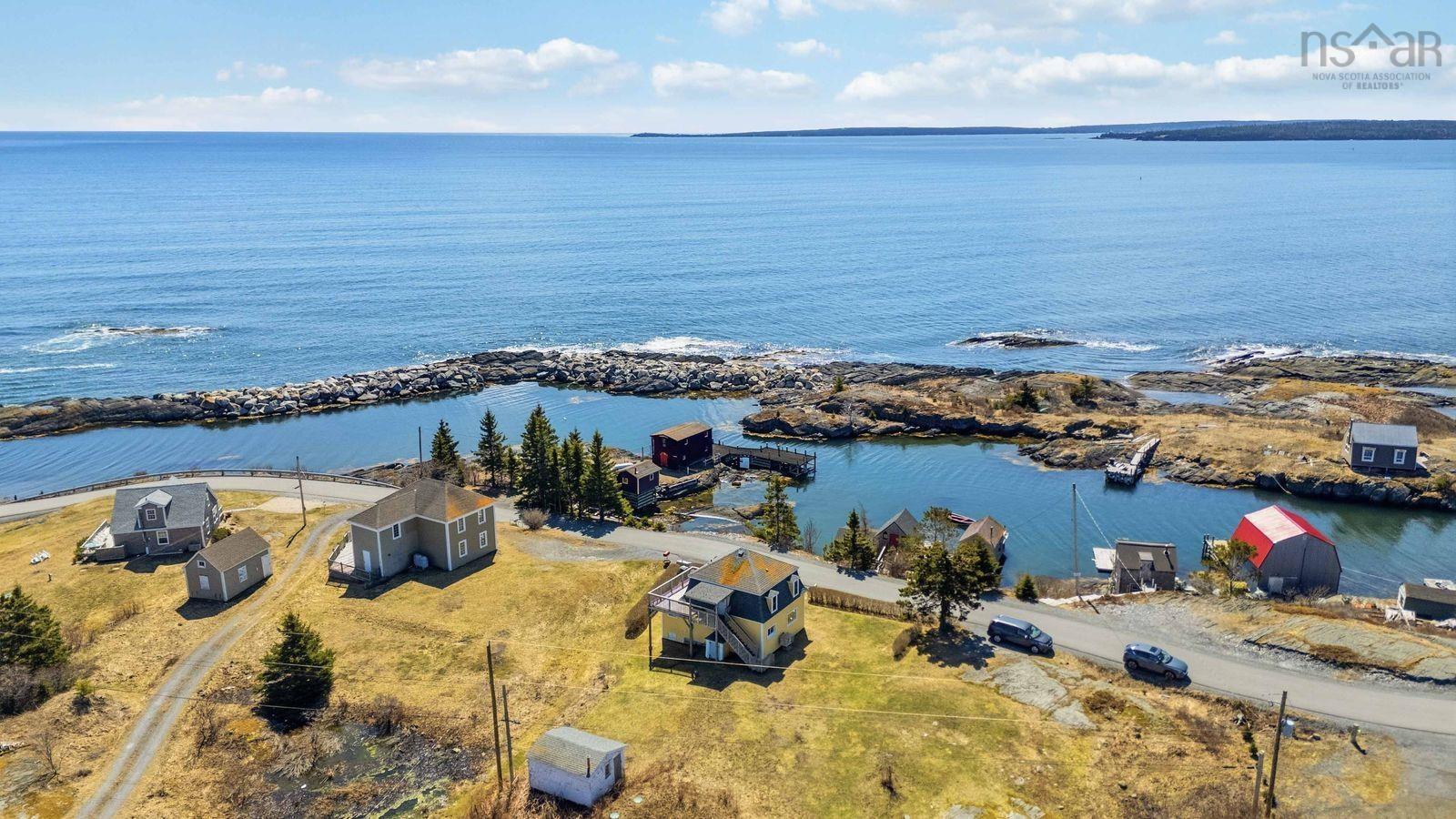 $579,000.00: 125 The Point Road, Blue Rocks