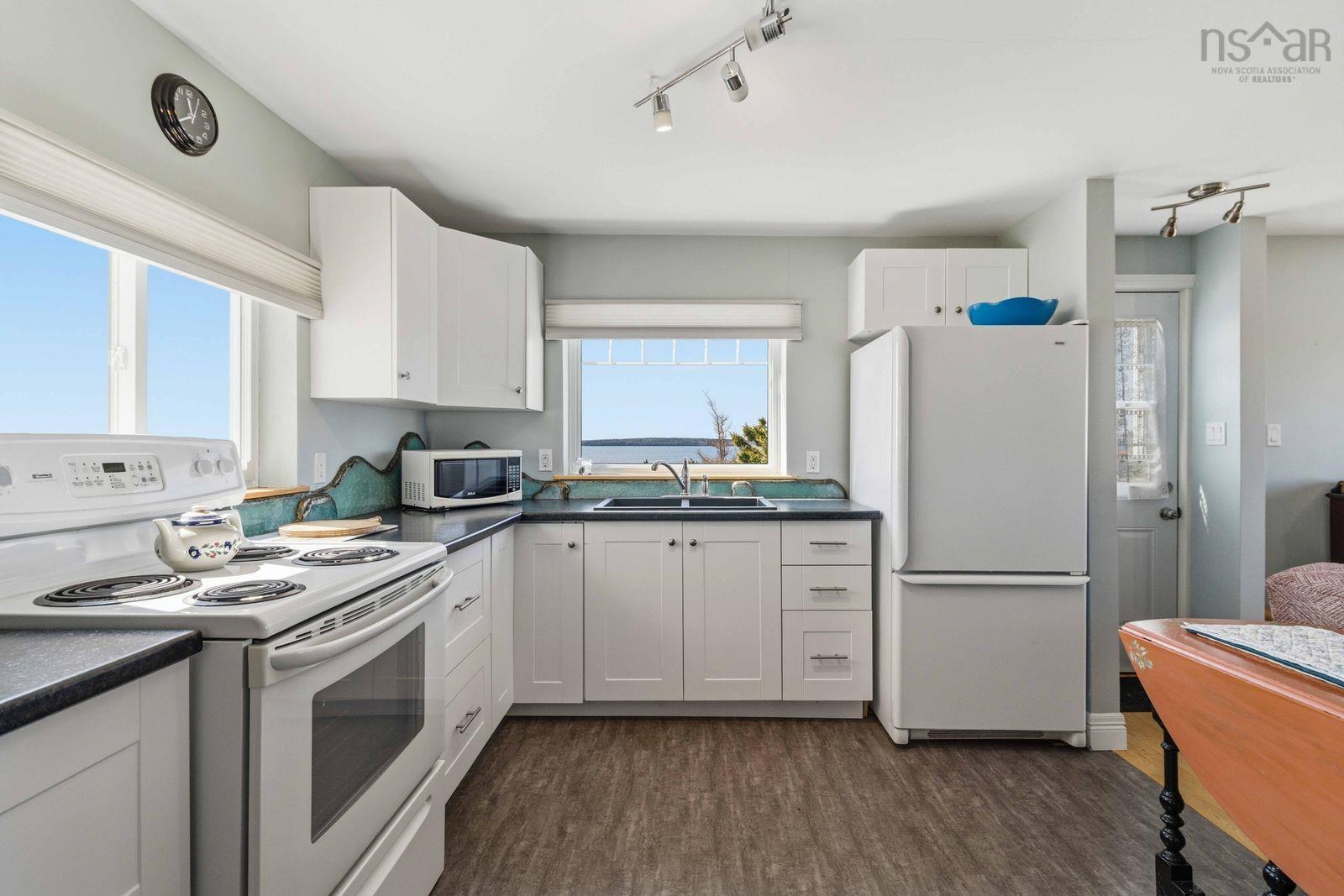 $579,000.00: 125 The Point Road, Blue Rocks