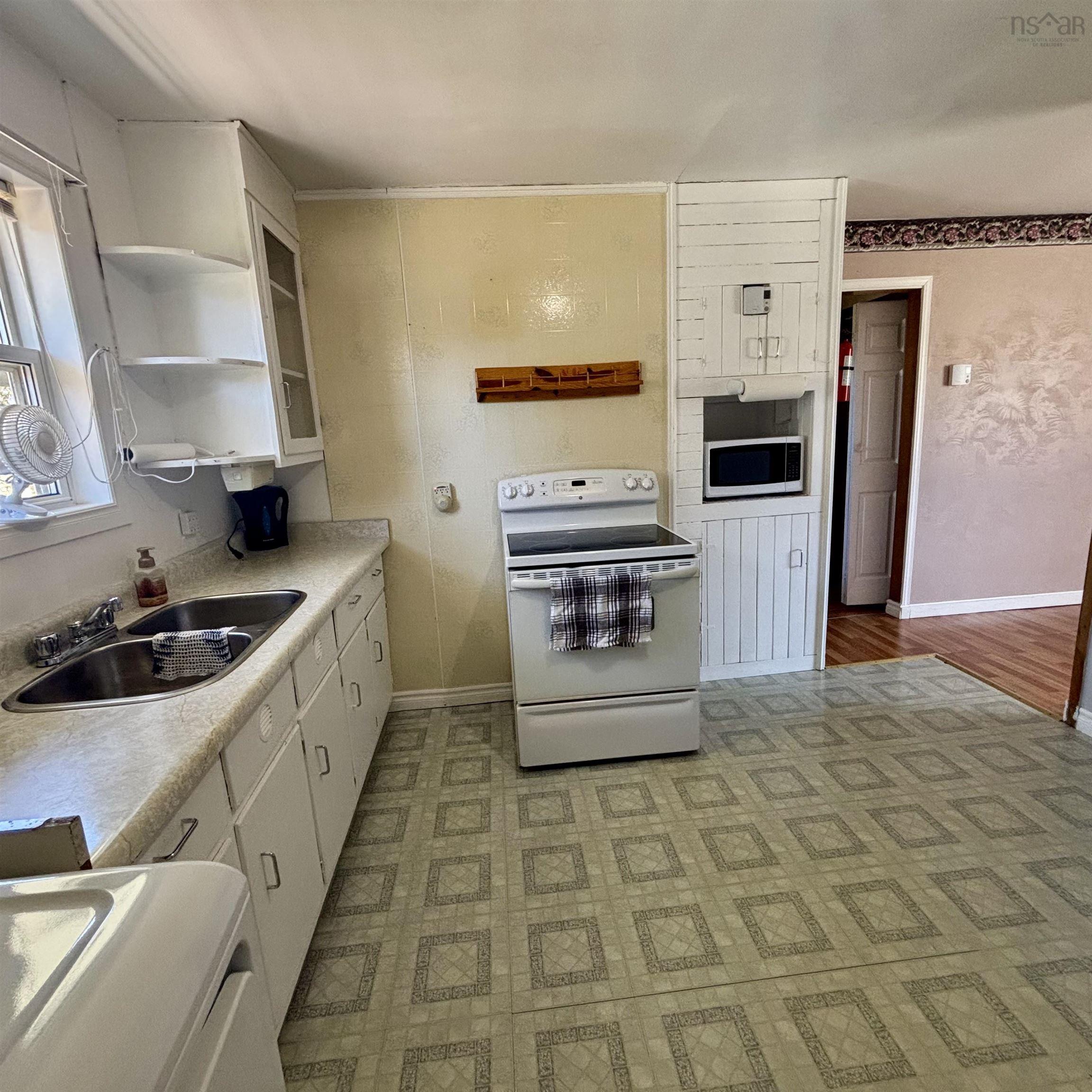 $149,900.00: 777 Forsyth Street, New Waterford