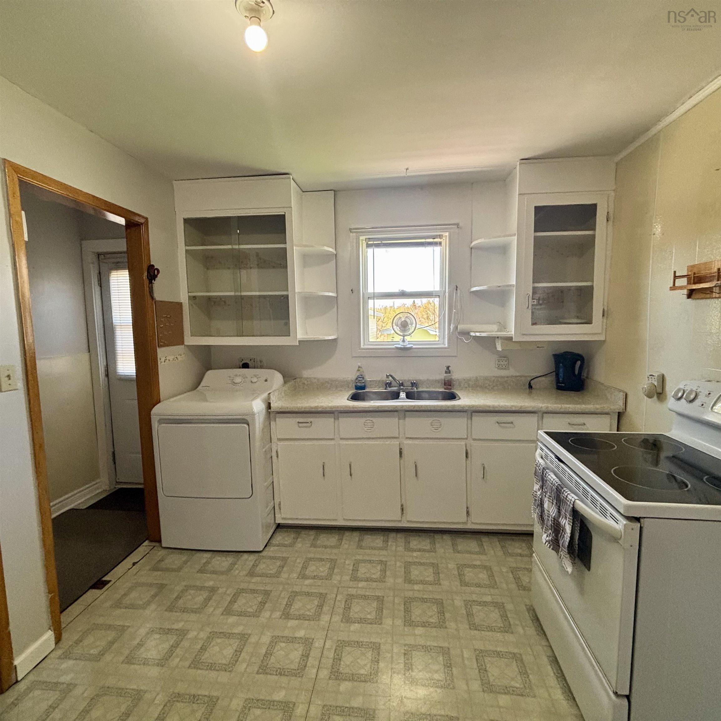 $149,900.00: 777 Forsyth Street, New Waterford