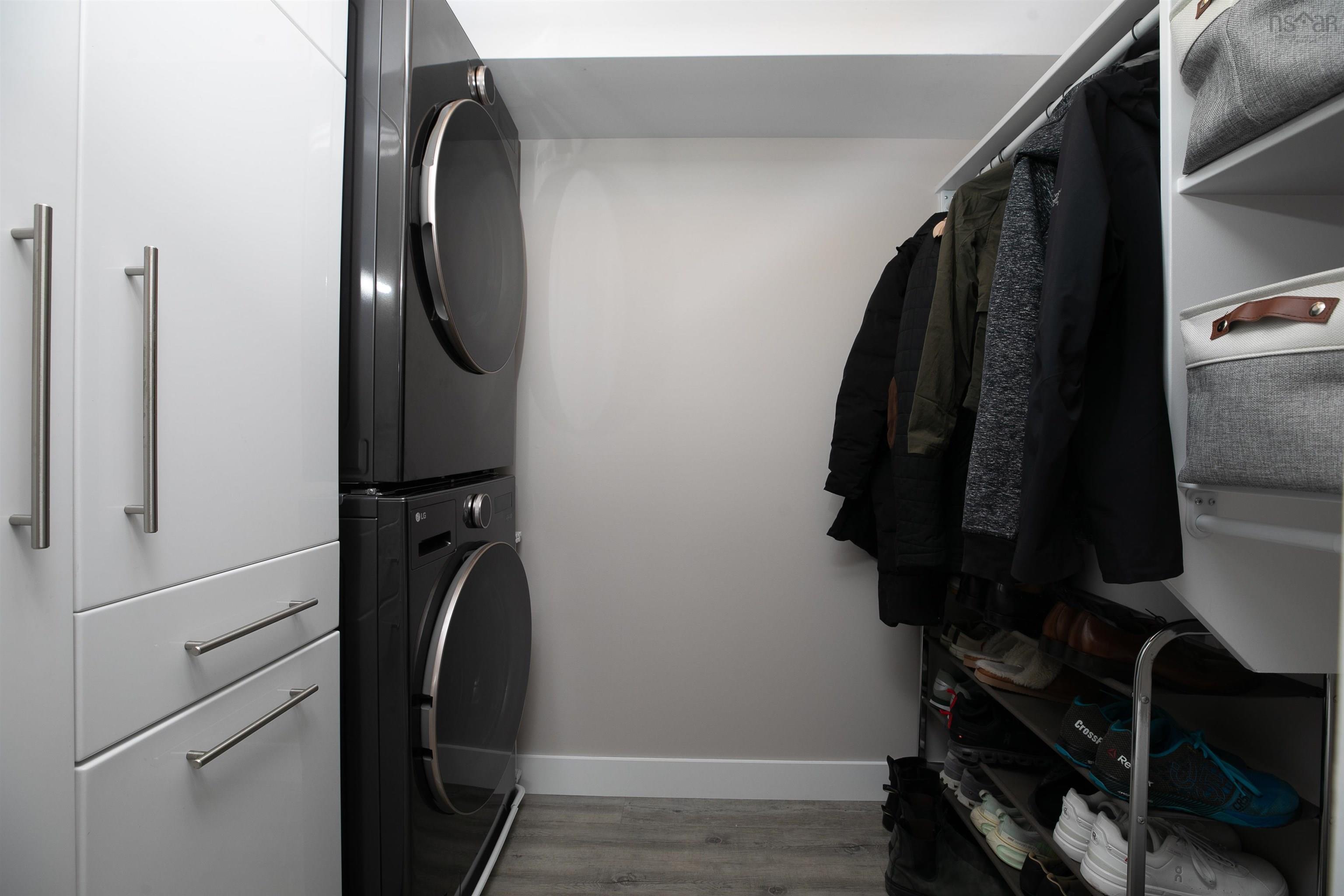 $595,000.00: 118 5662 Roberts Street, Halifax