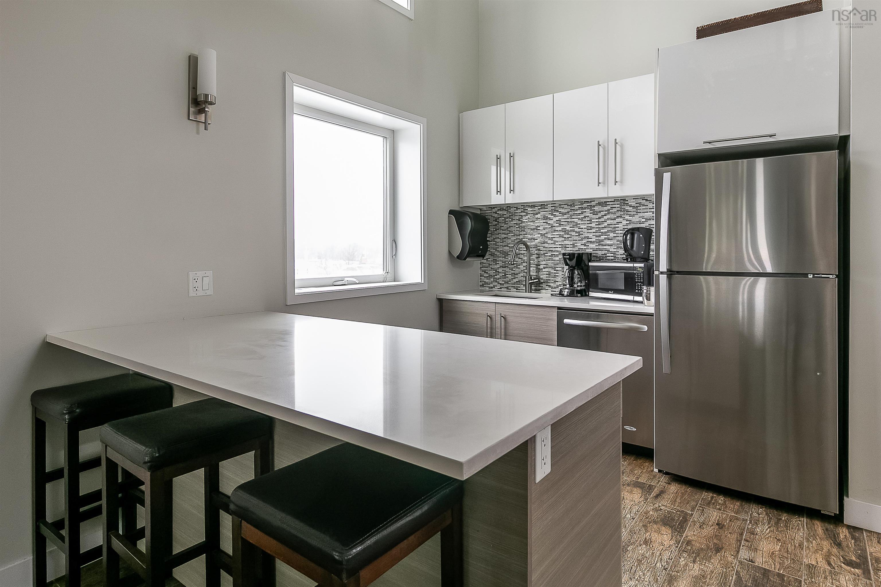 $595,000.00: 118 5662 Roberts Street, Halifax