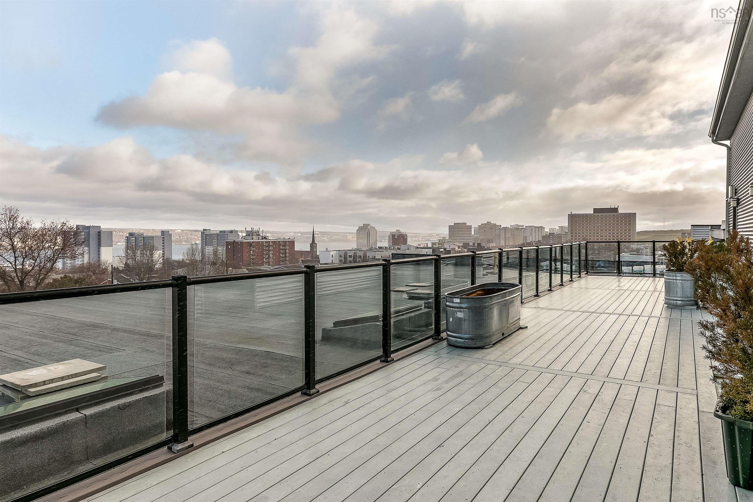 $595,000.00: 118 5662 Roberts Street, Halifax