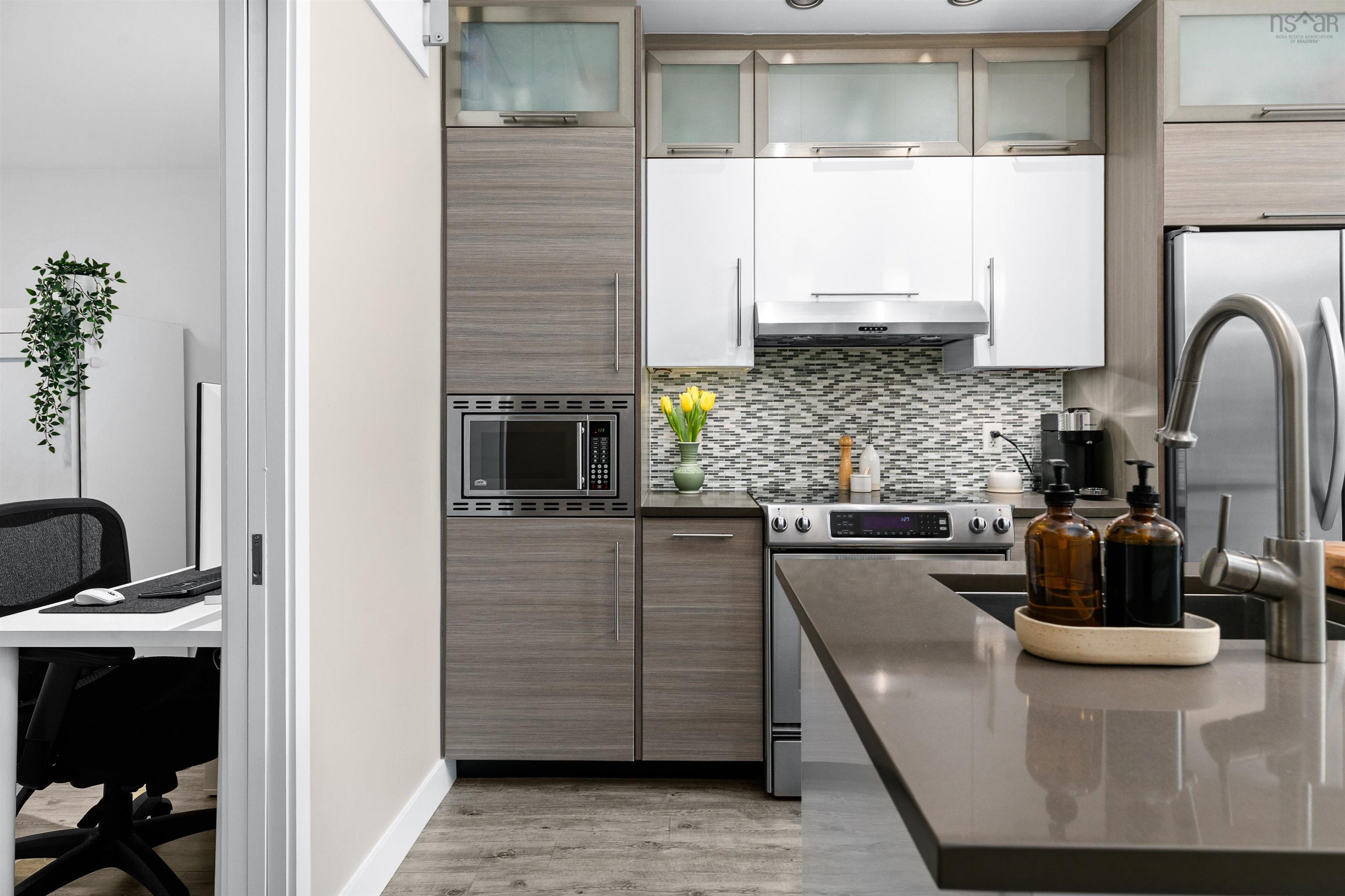 $595,000.00: 118 5662 Roberts Street, Halifax