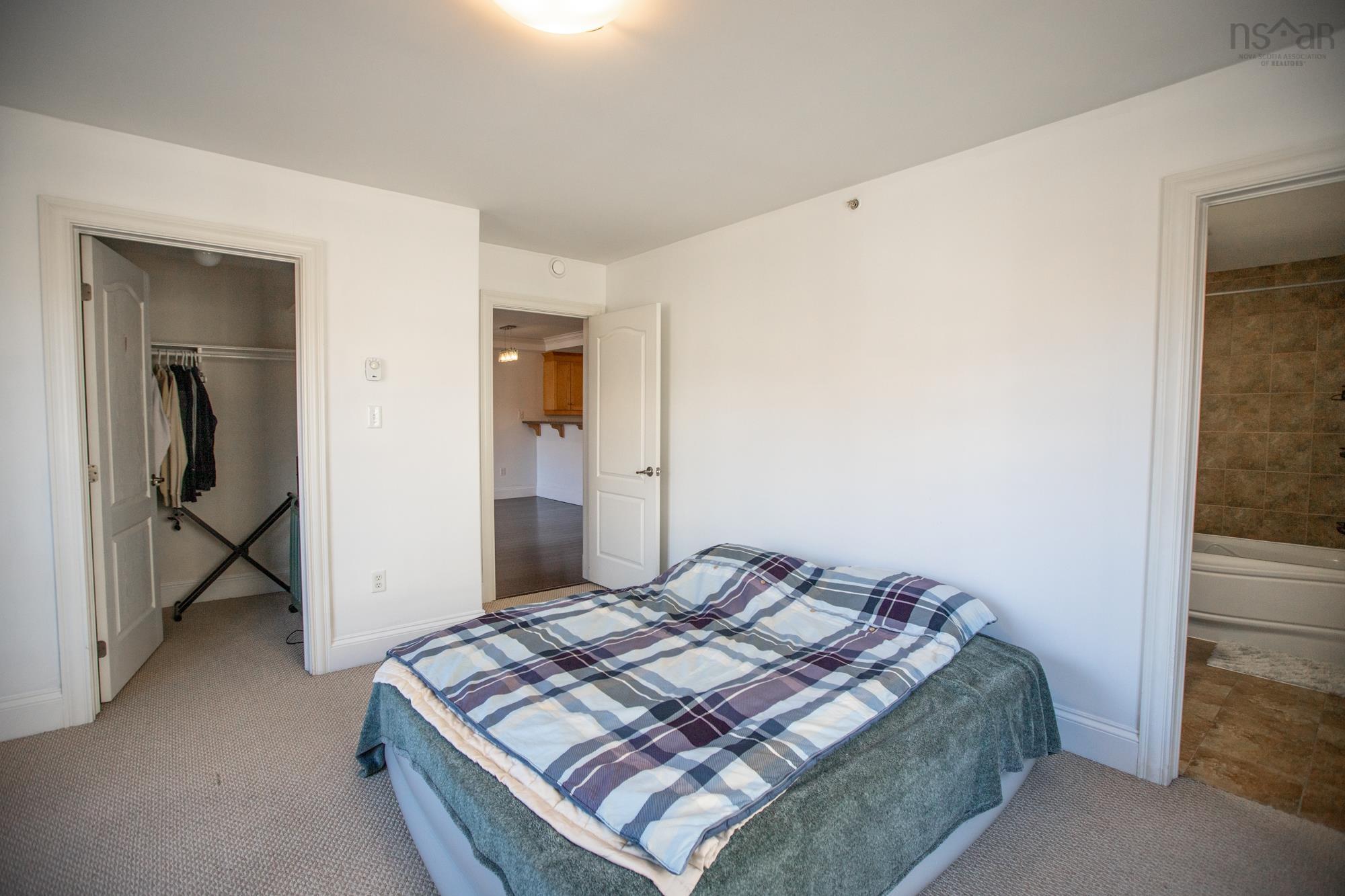 $499,900.00: 707 200 Crown Drive, Armdale