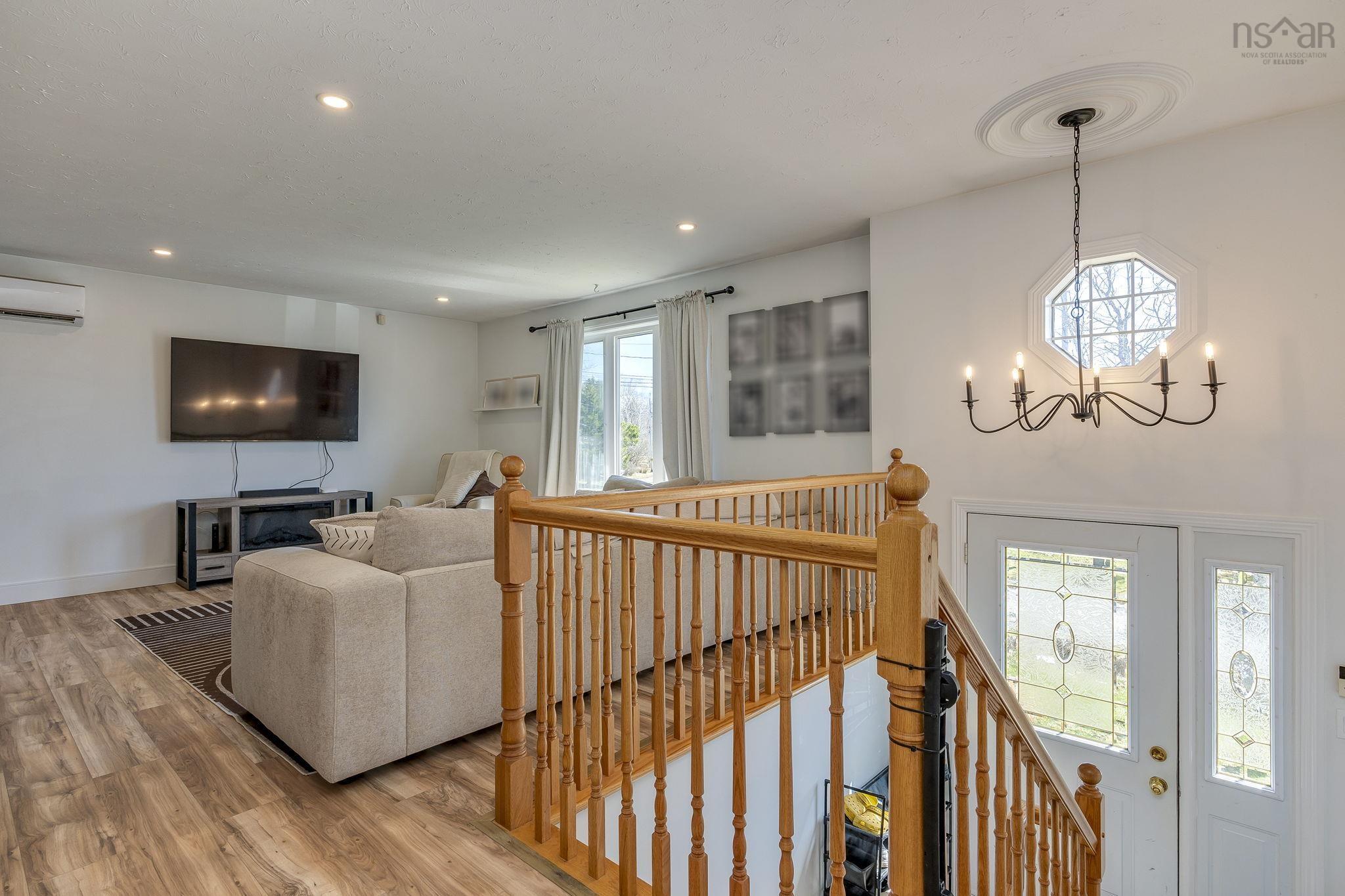 $489,900.00: 12 School Road, Elmsdale