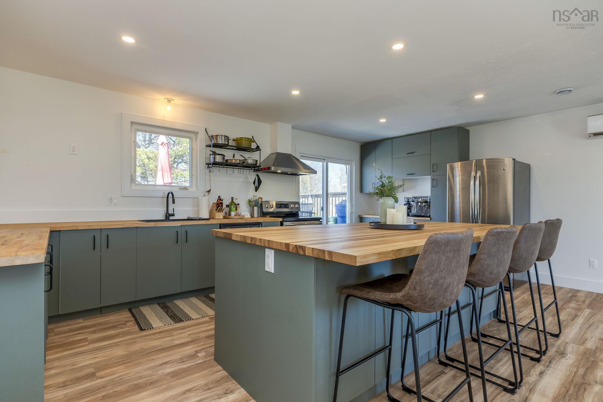 $509,900.00: 12 School Road, Elmsdale