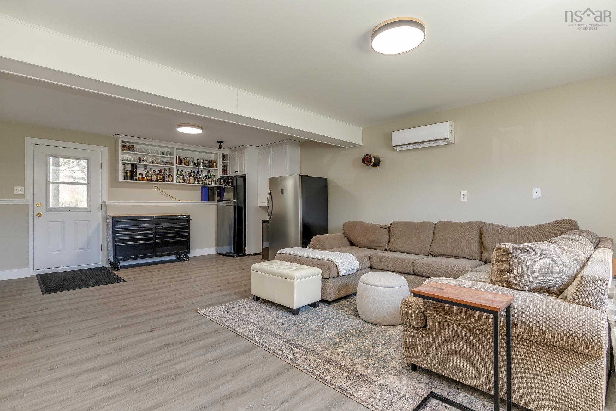 $509,900.00: 12 School Road, Elmsdale