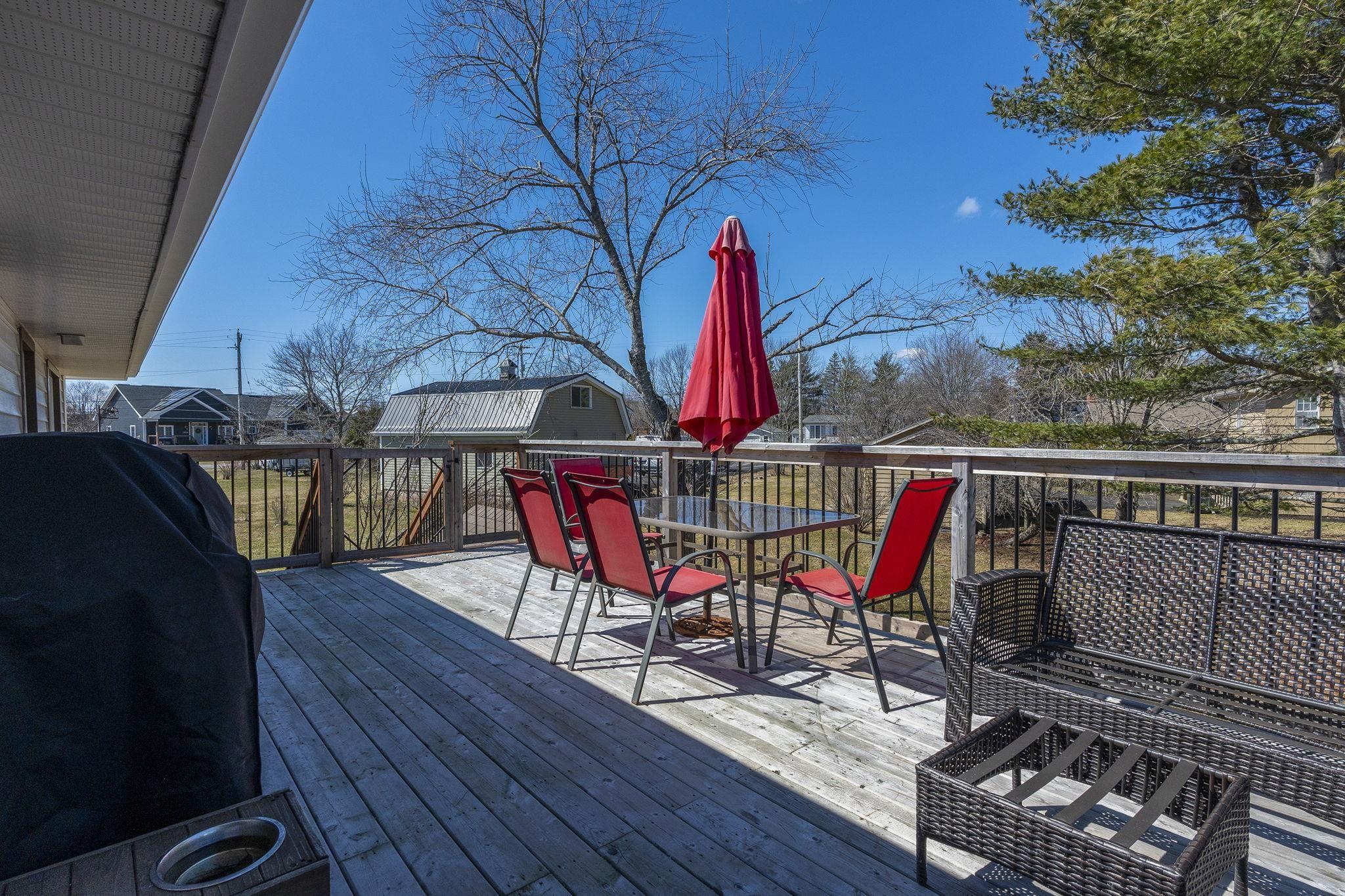 $489,900.00: 12 School Road, Elmsdale