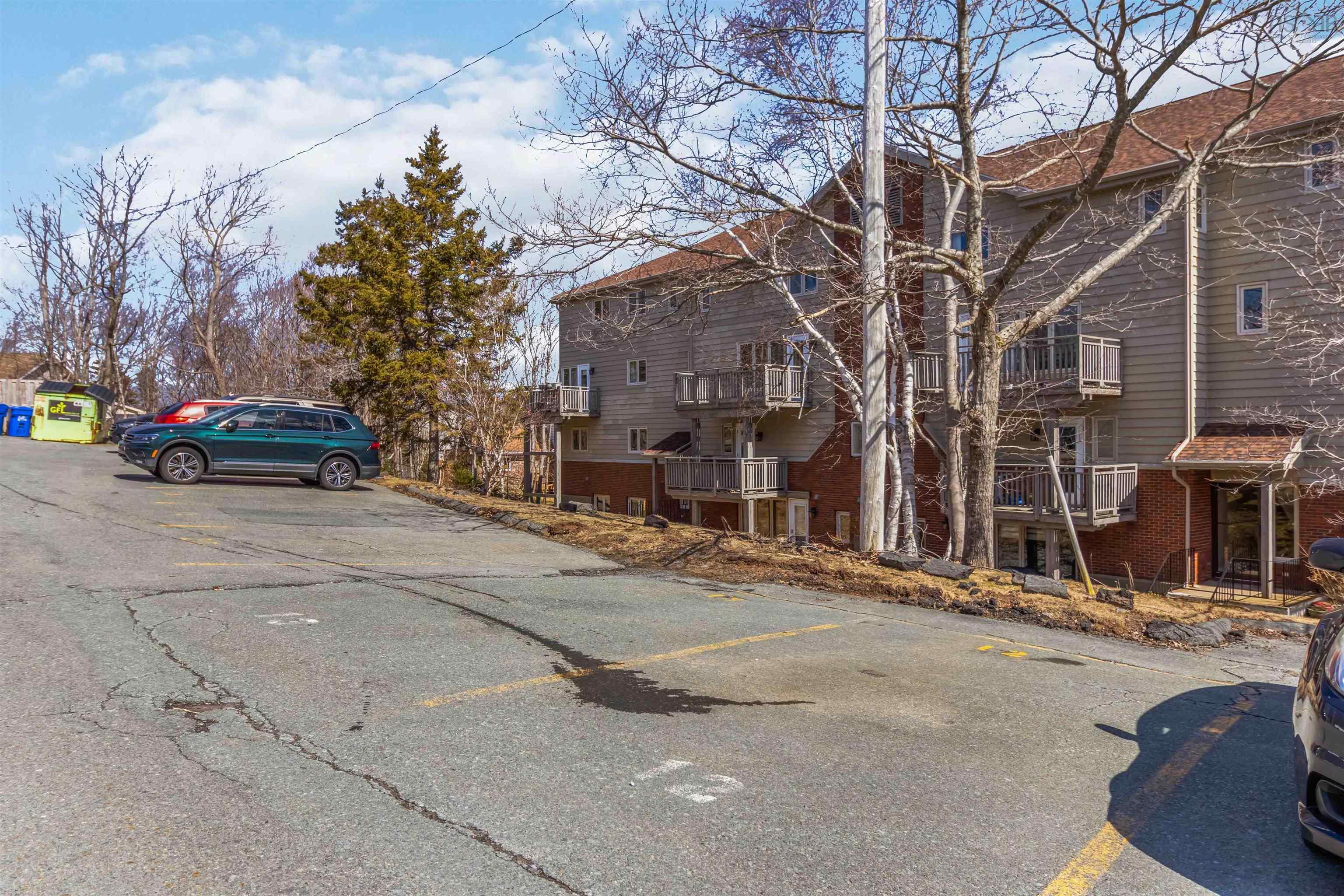 12 77 Farnham Gate Road, Halifax, NS (MLS 202606708)