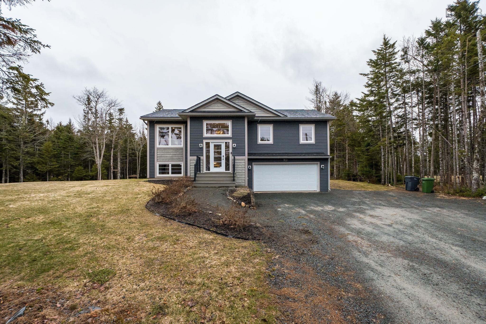 721 Midnight Run, Middle Sackville, NS (MLS 202606716)