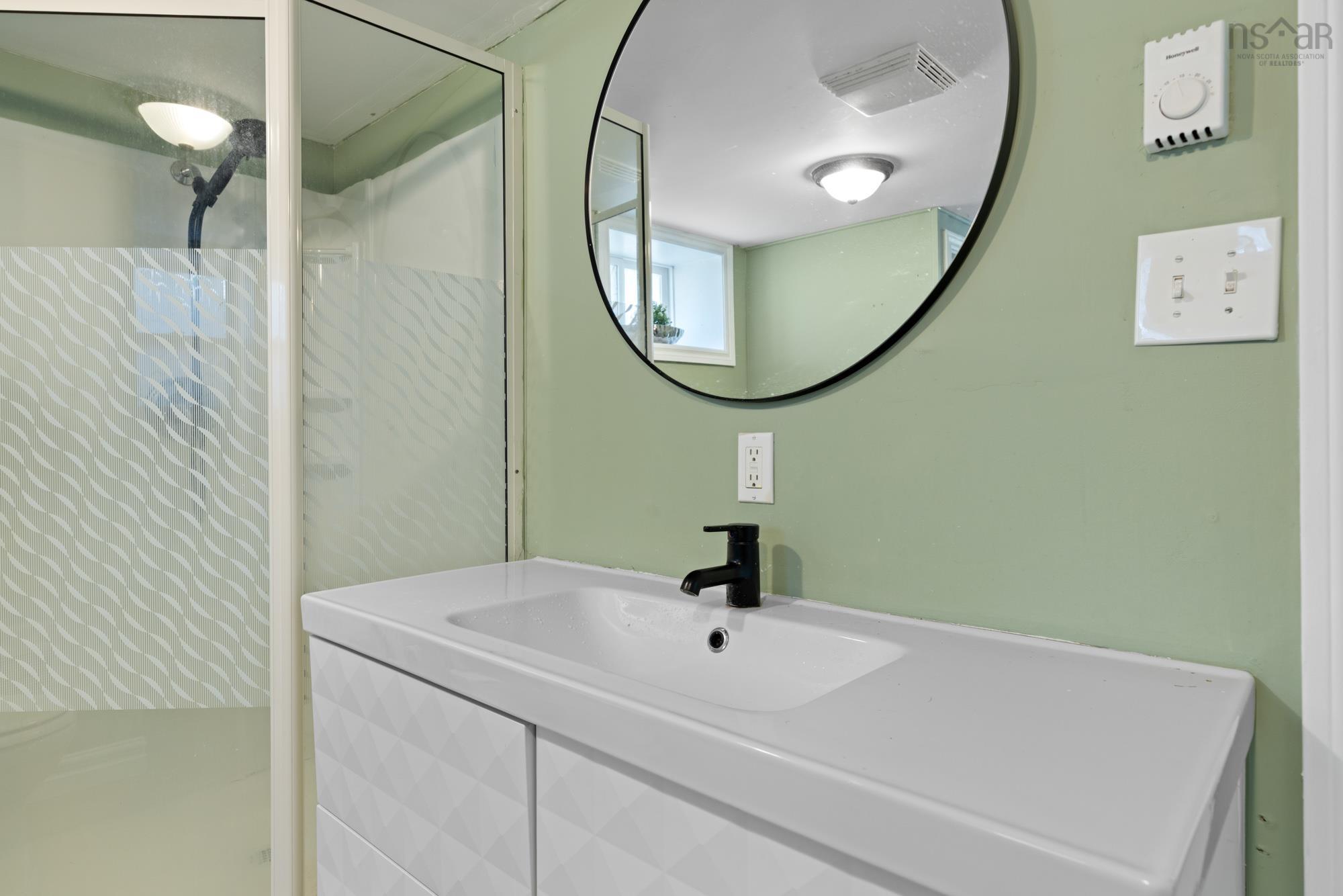 1 Maple Drive, Dartmouth, NS (MLS 202606729)