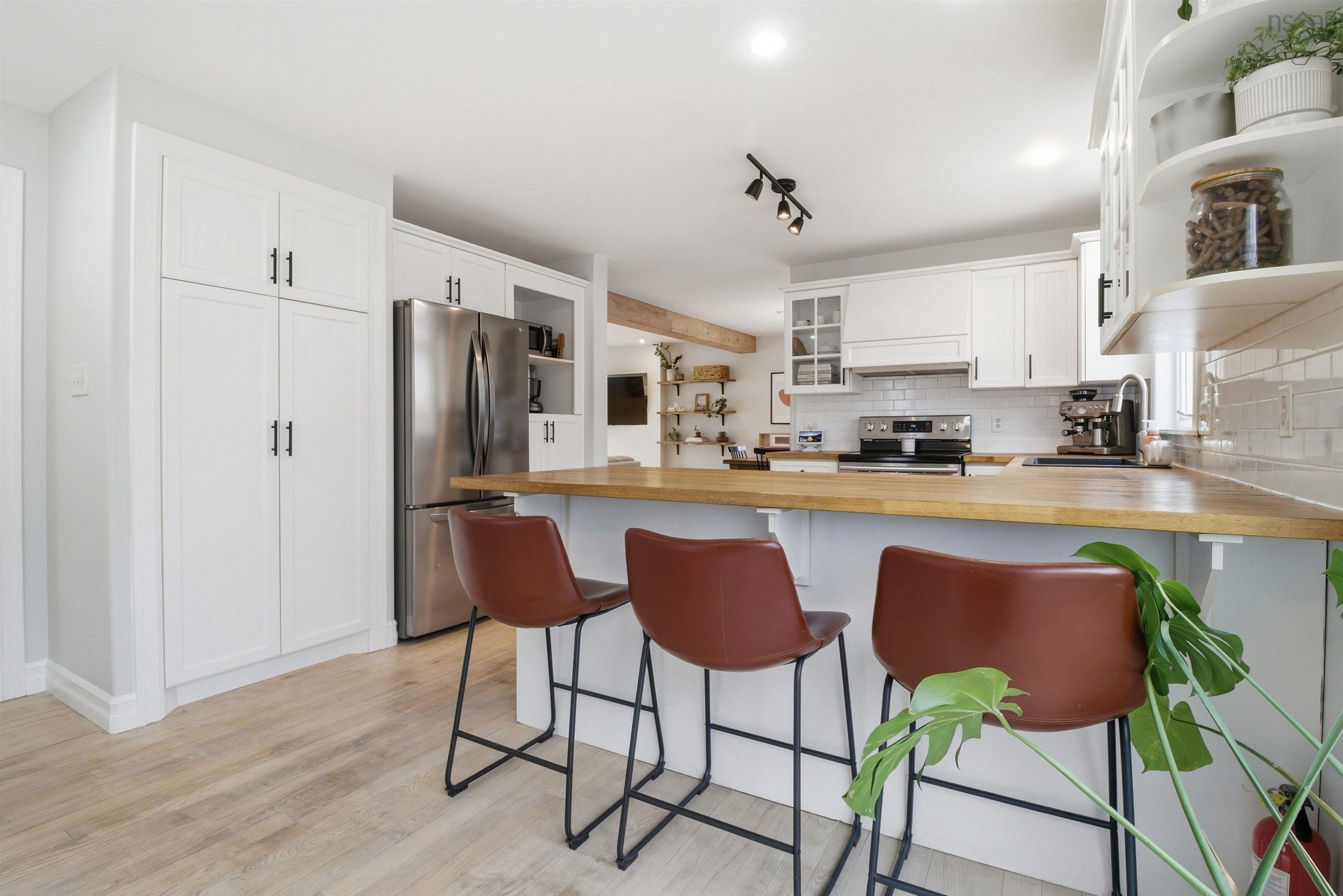 4 Stone Gate Court, Dartmouth, NS (MLS 202606737)