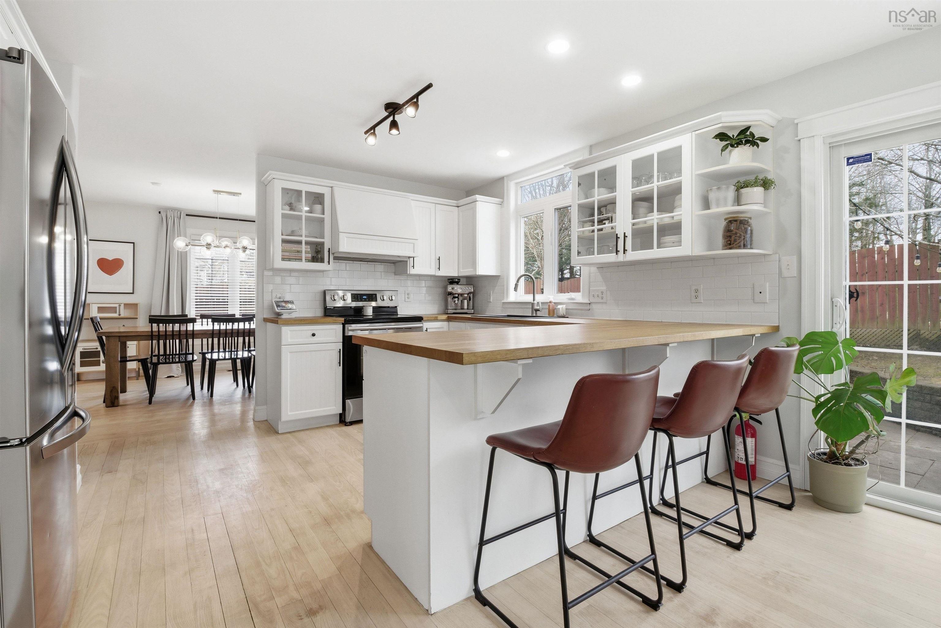 4 Stone Gate Court, Dartmouth, NS (MLS 202606737)