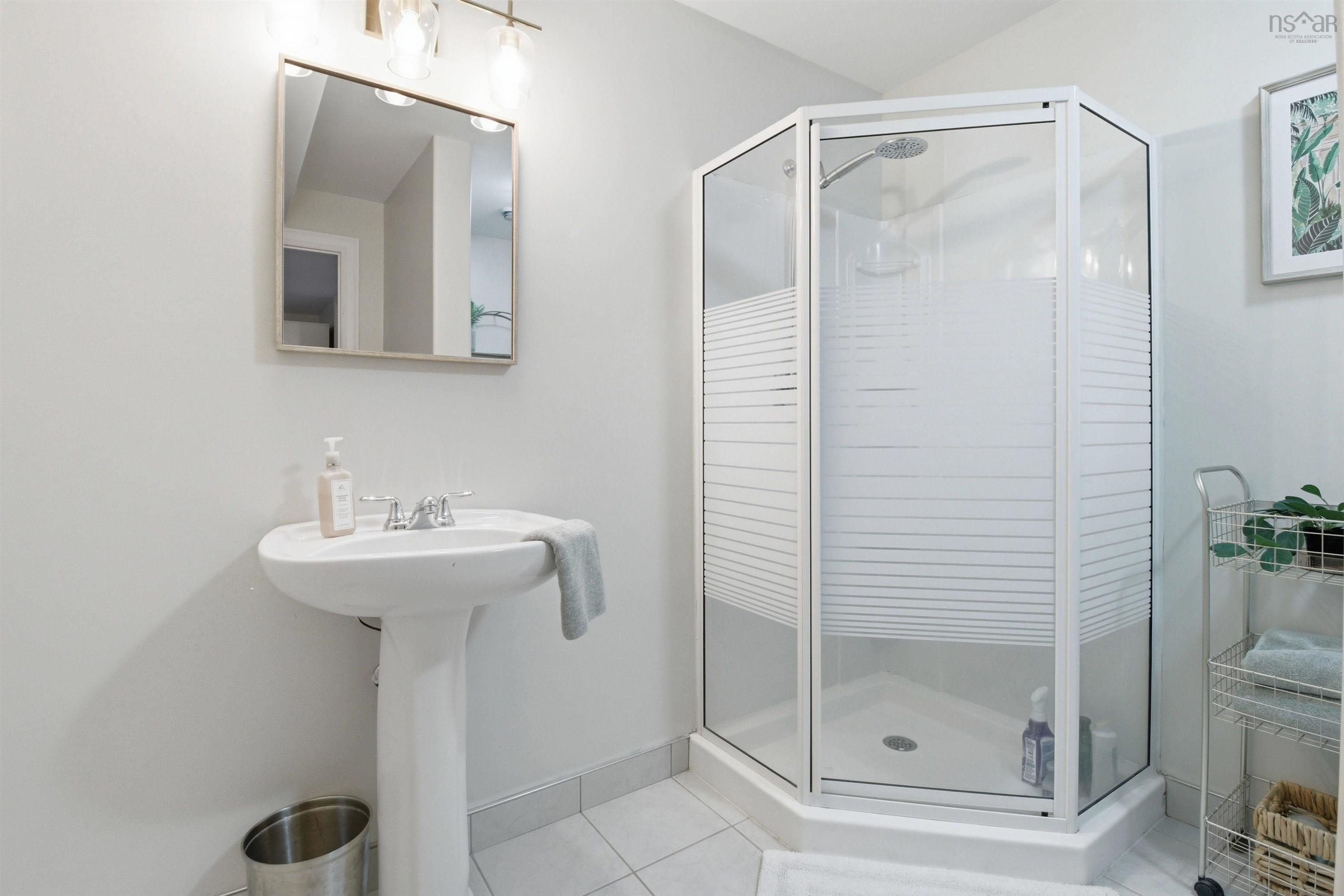 4 Stone Gate Court, Dartmouth, NS (MLS 202606737)