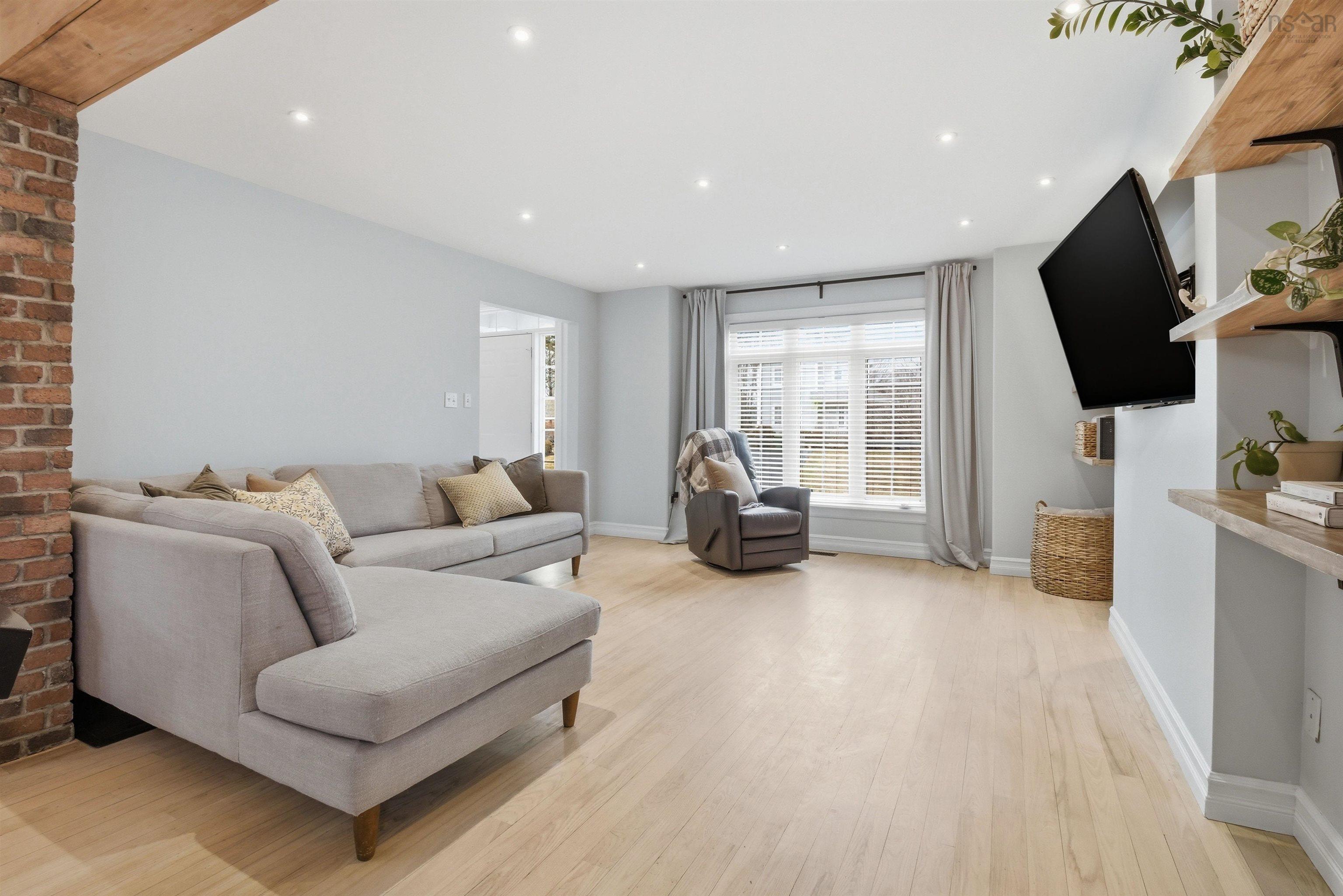 4 Stone Gate Court, Dartmouth, NS (MLS 202606737)