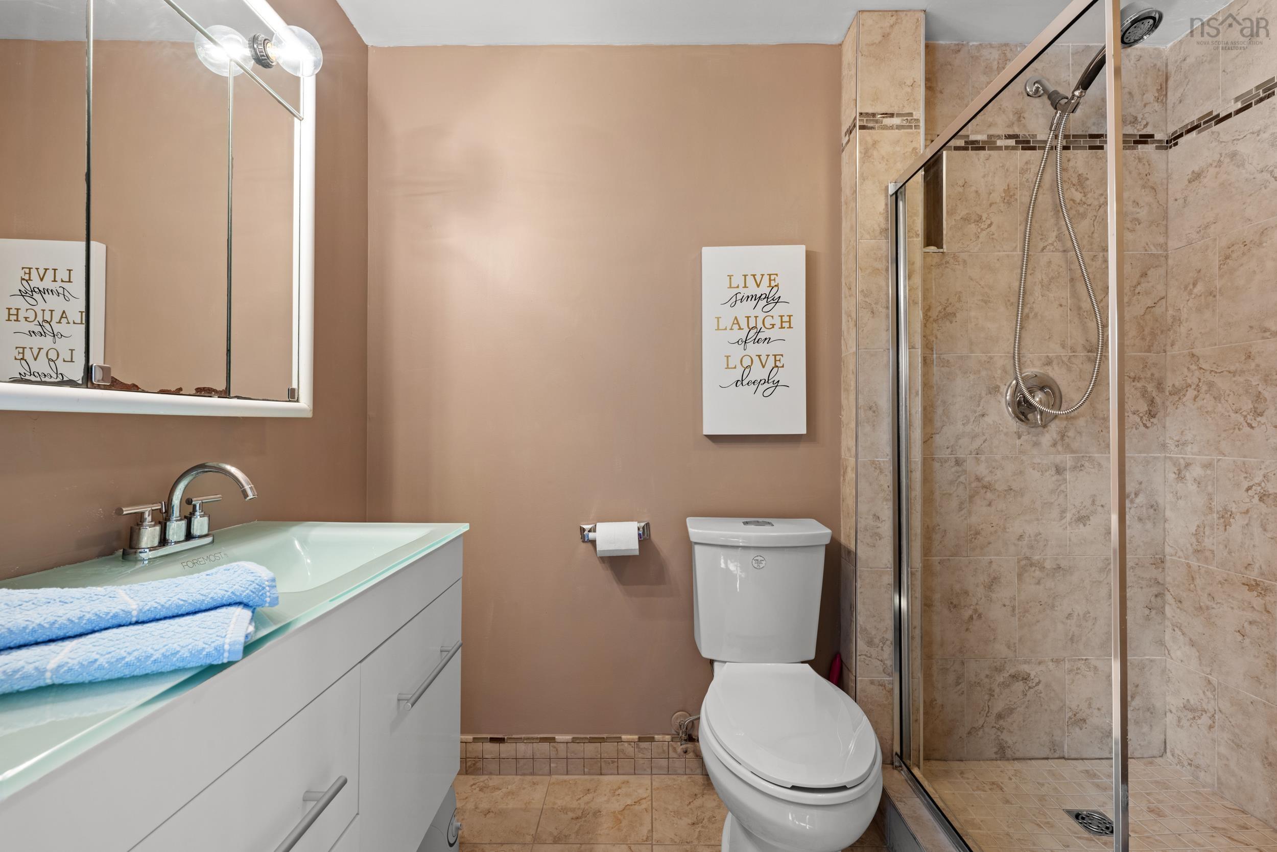 $695,000.00: 25 Wildwood Boulevard, Dartmouth