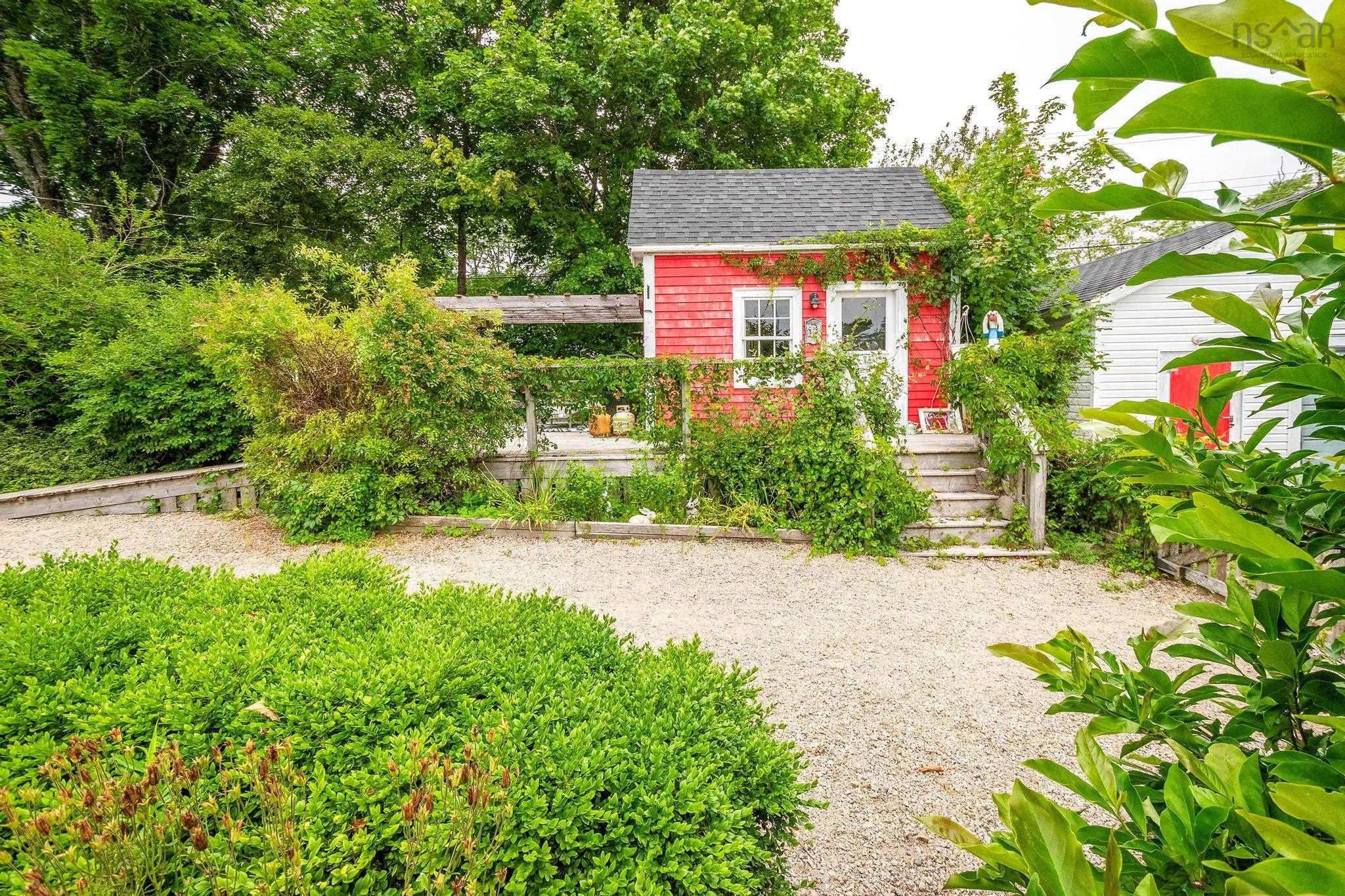 $599,000.00: 5284 Highway 3, Chester Basin