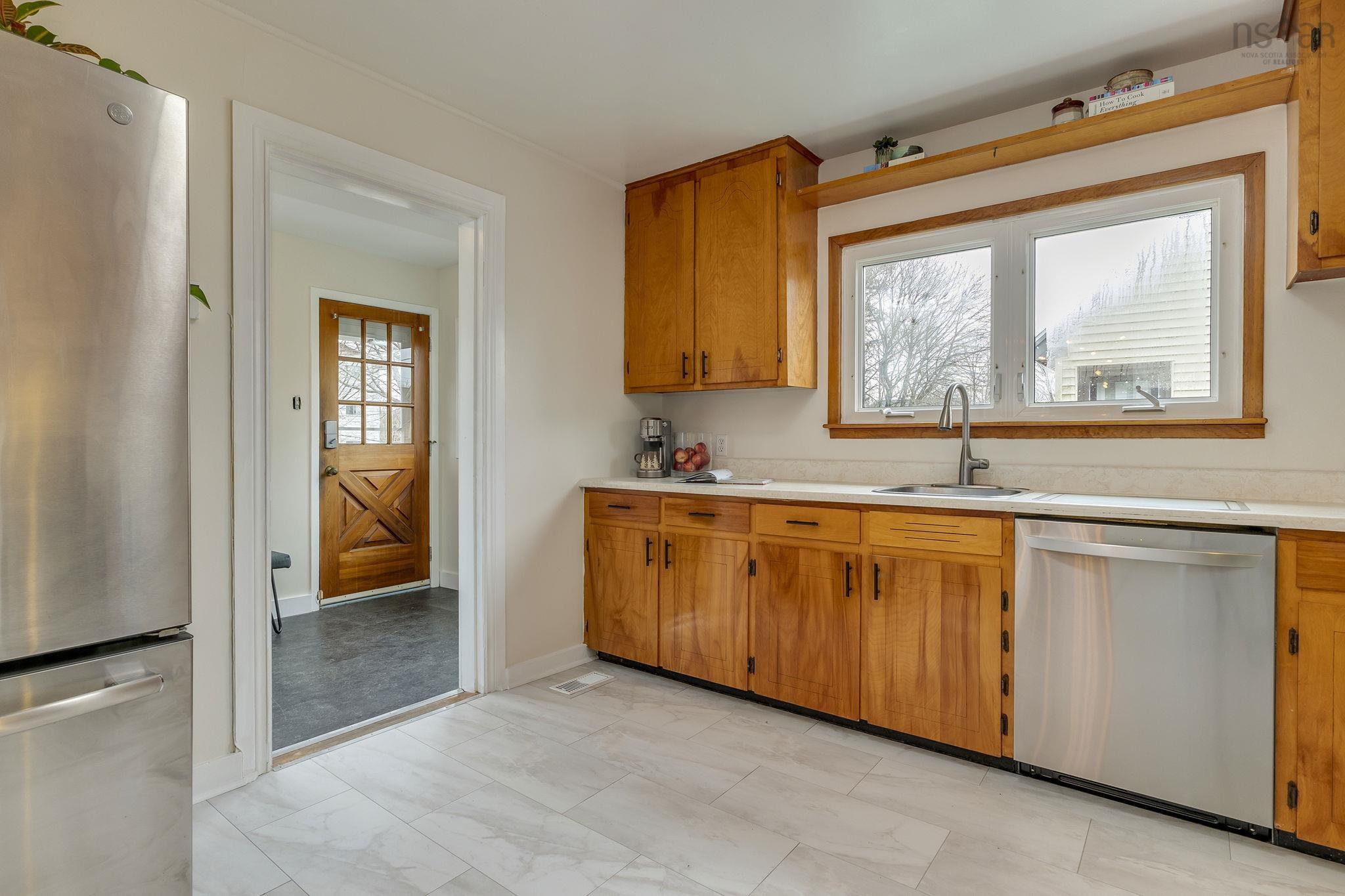 207 Victoria Road, Dartmouth, NS (MLS 202606760)