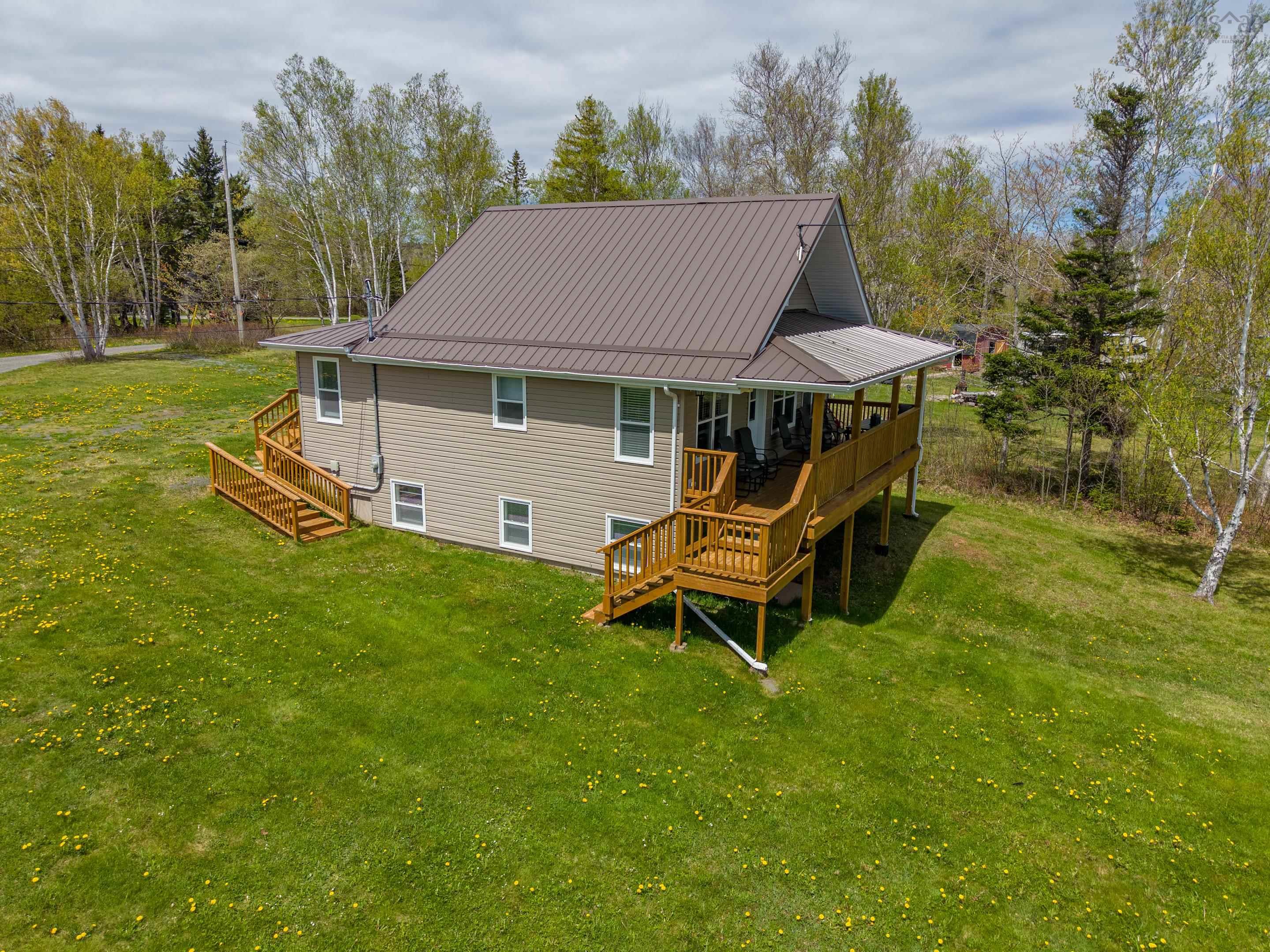 $749,000.00: 131 MACNEIL ROAD, LAKEVALE, N.S., Lakevale