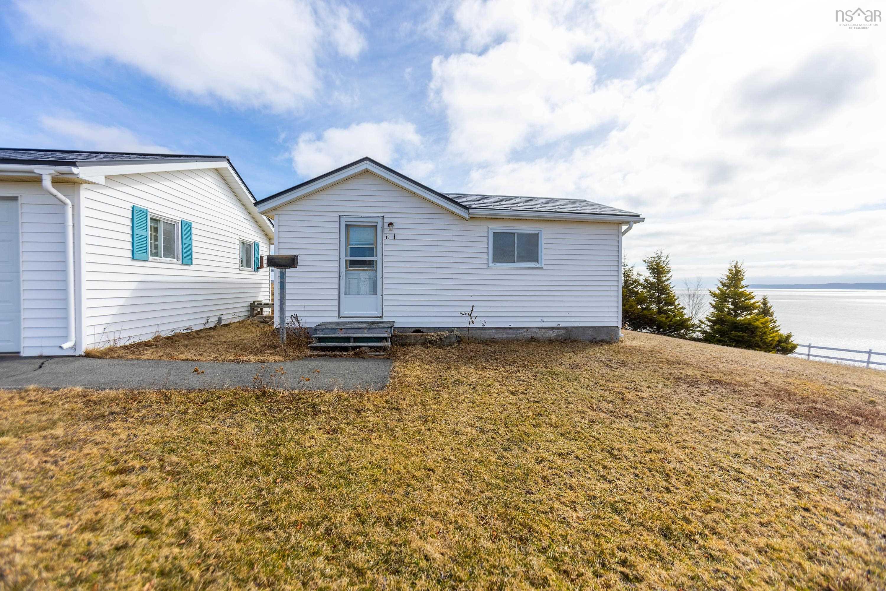 $574,900.00: 8002 Highway 209, Wards Brook