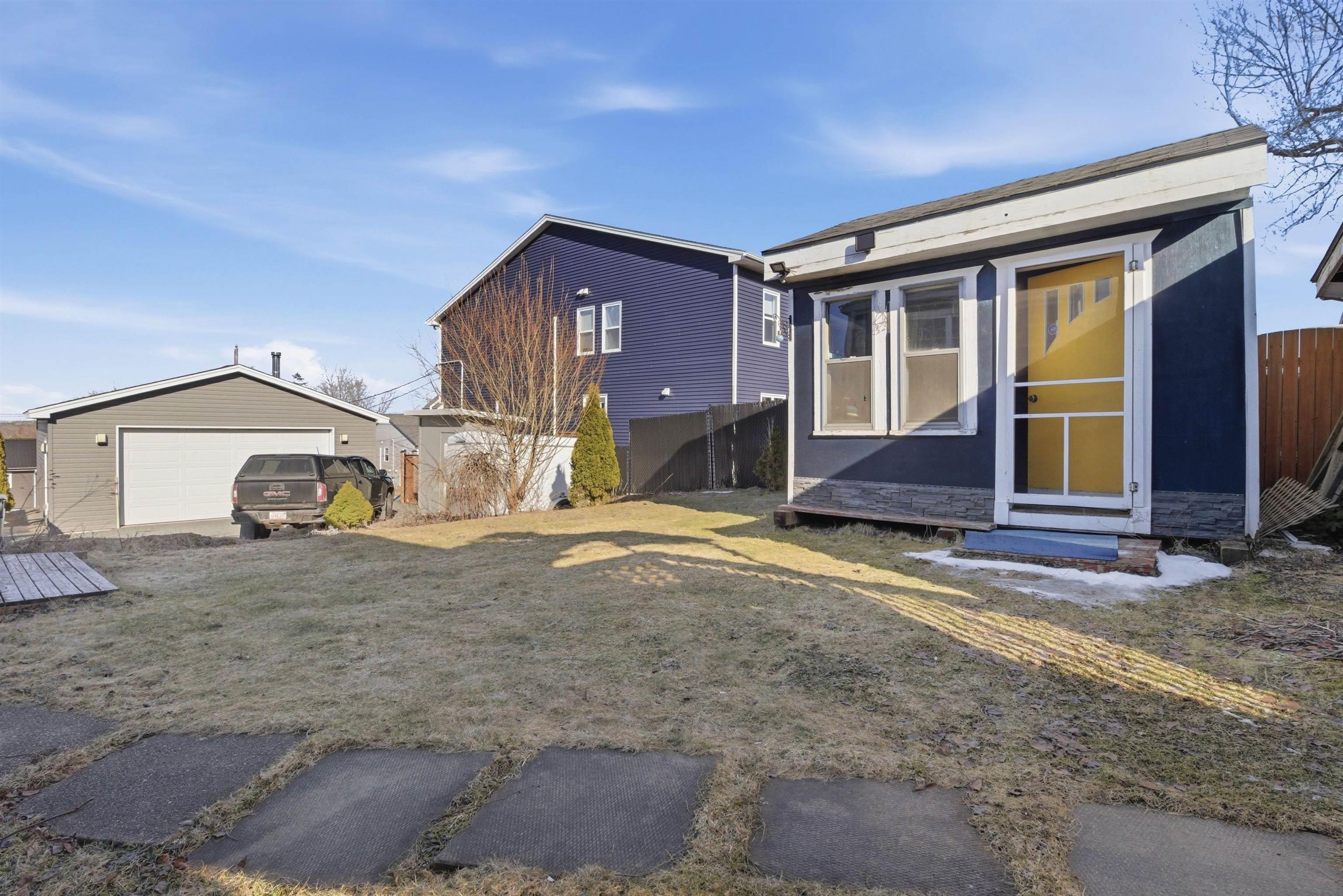 26 Woodcrest Avenue, Halifax, NS (MLS 202606781)