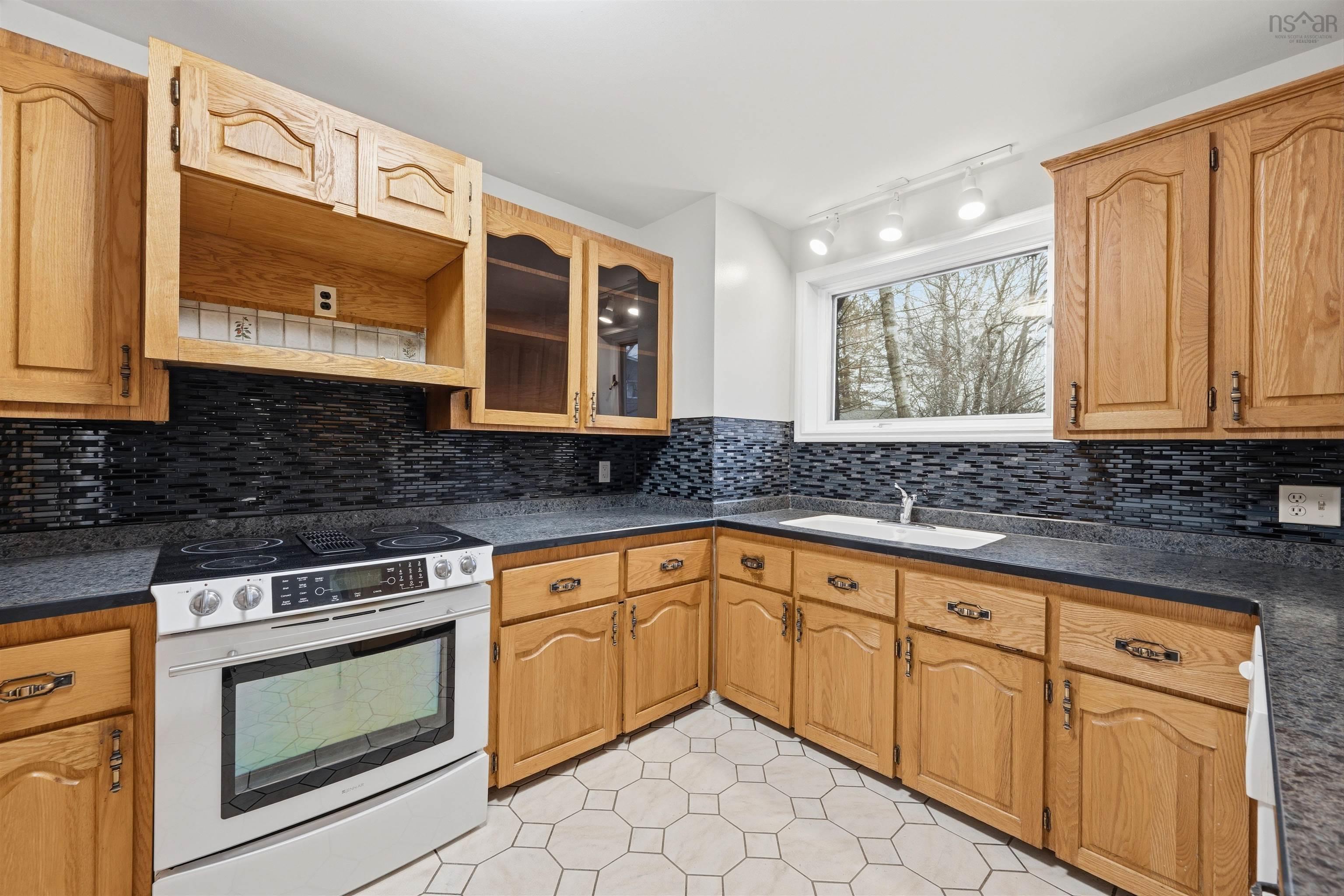 24 the Horseshoe, Dartmouth, NS (MLS 202606784)