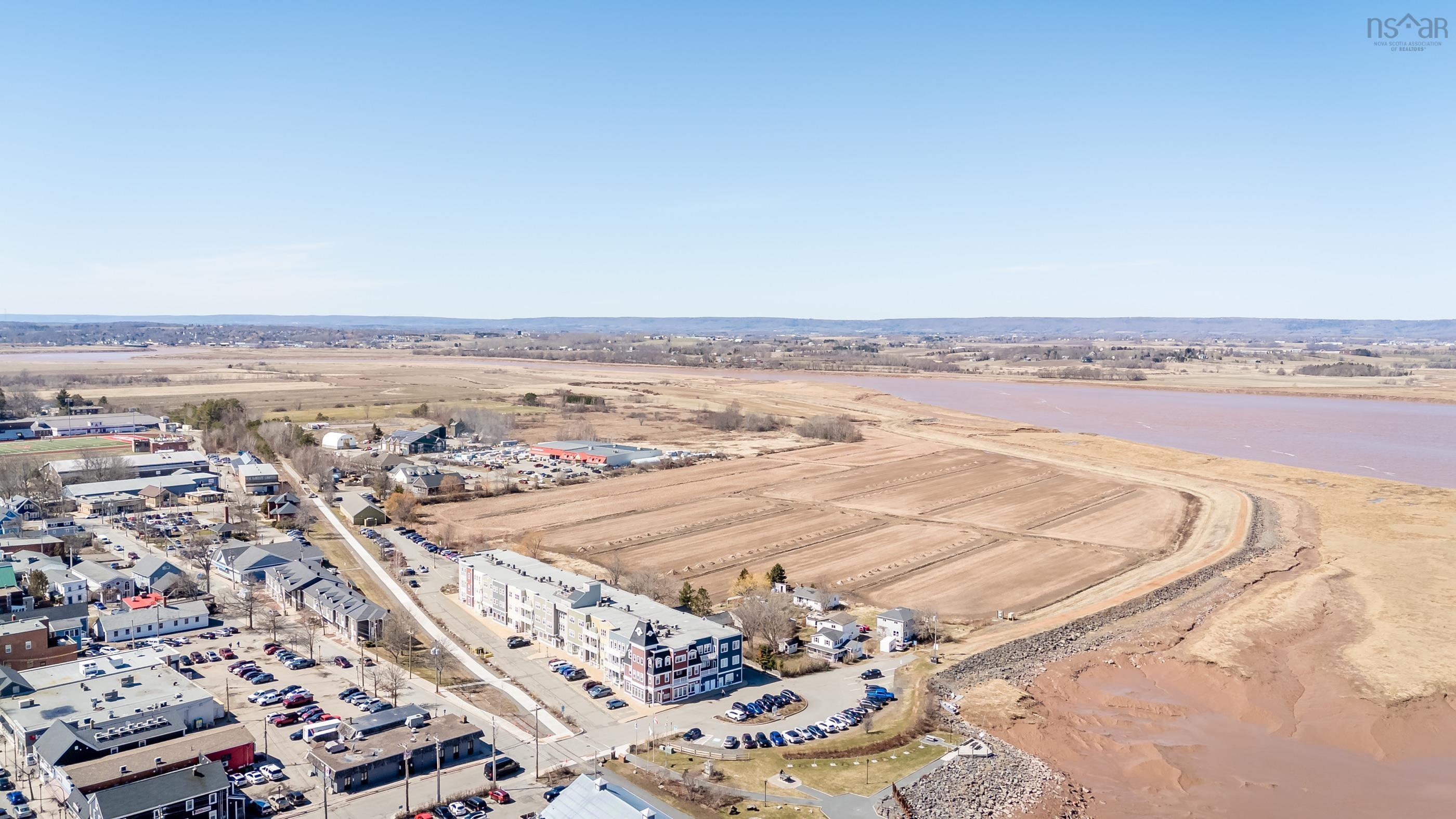 $349,900.00: 302 24 Harbourside Drive, Wolfville