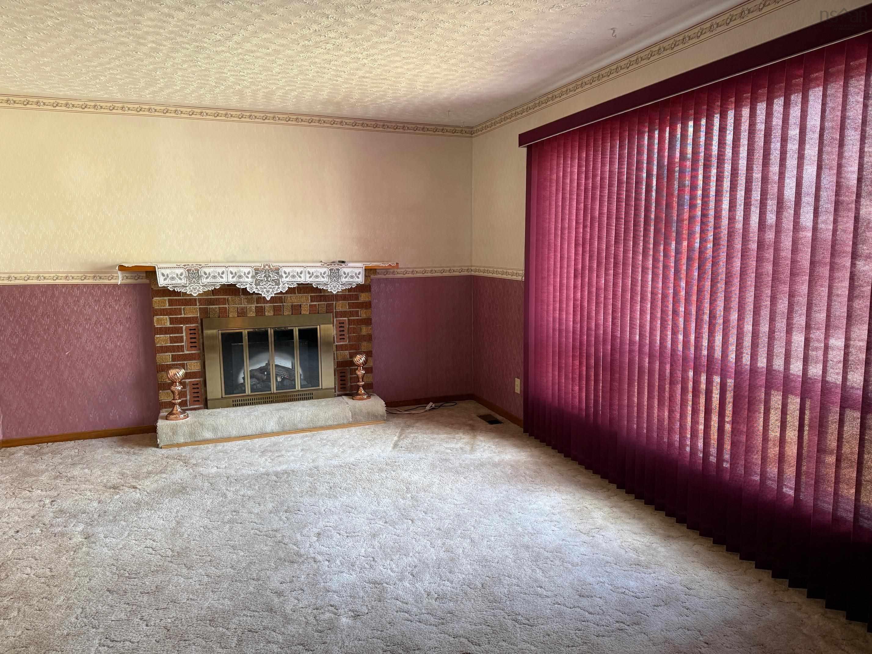 $349,900.00: 7 Pinehurst Avenue, Bridgewater