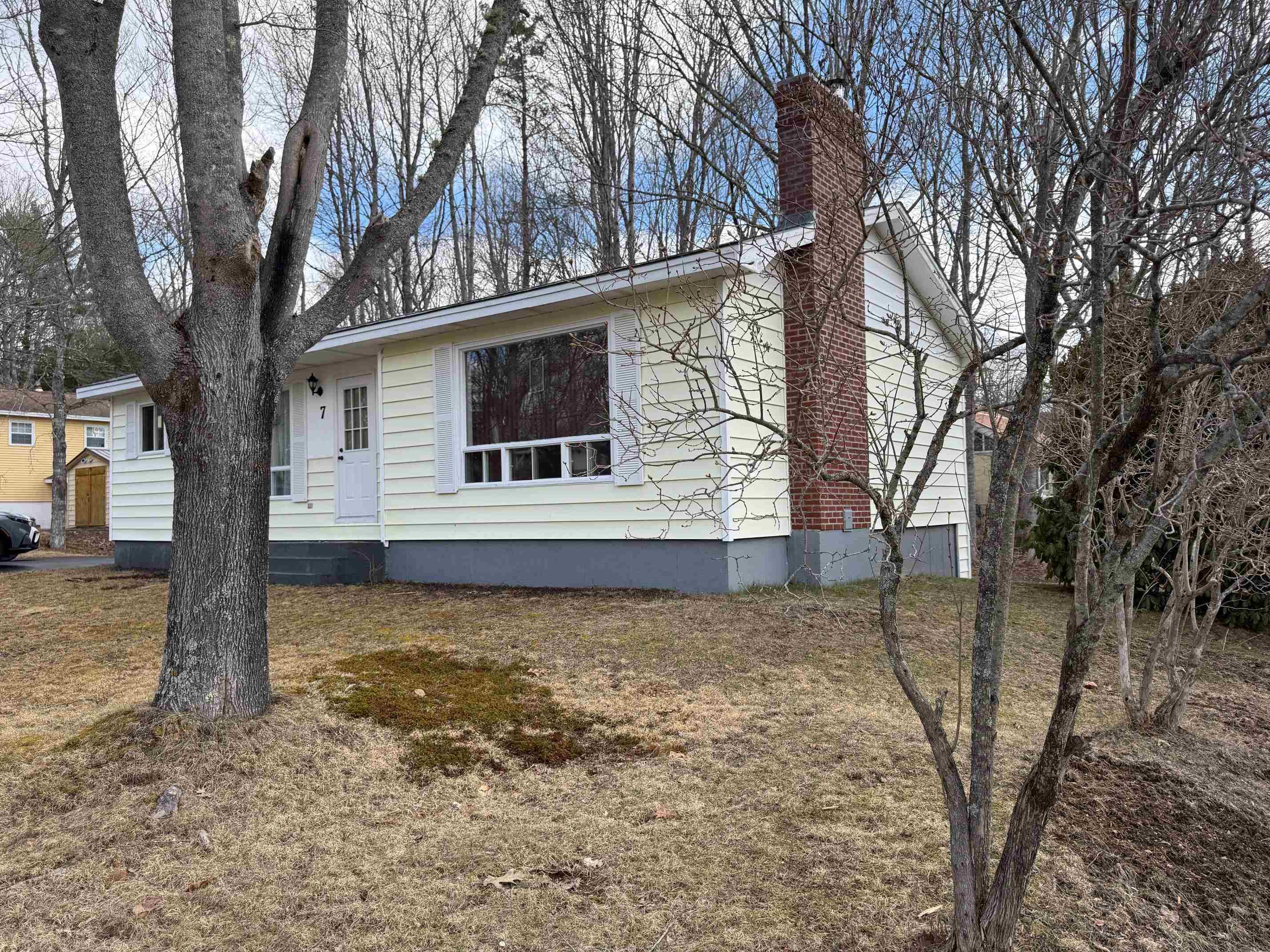 $349,900.00: 7 Pinehurst Avenue, Bridgewater