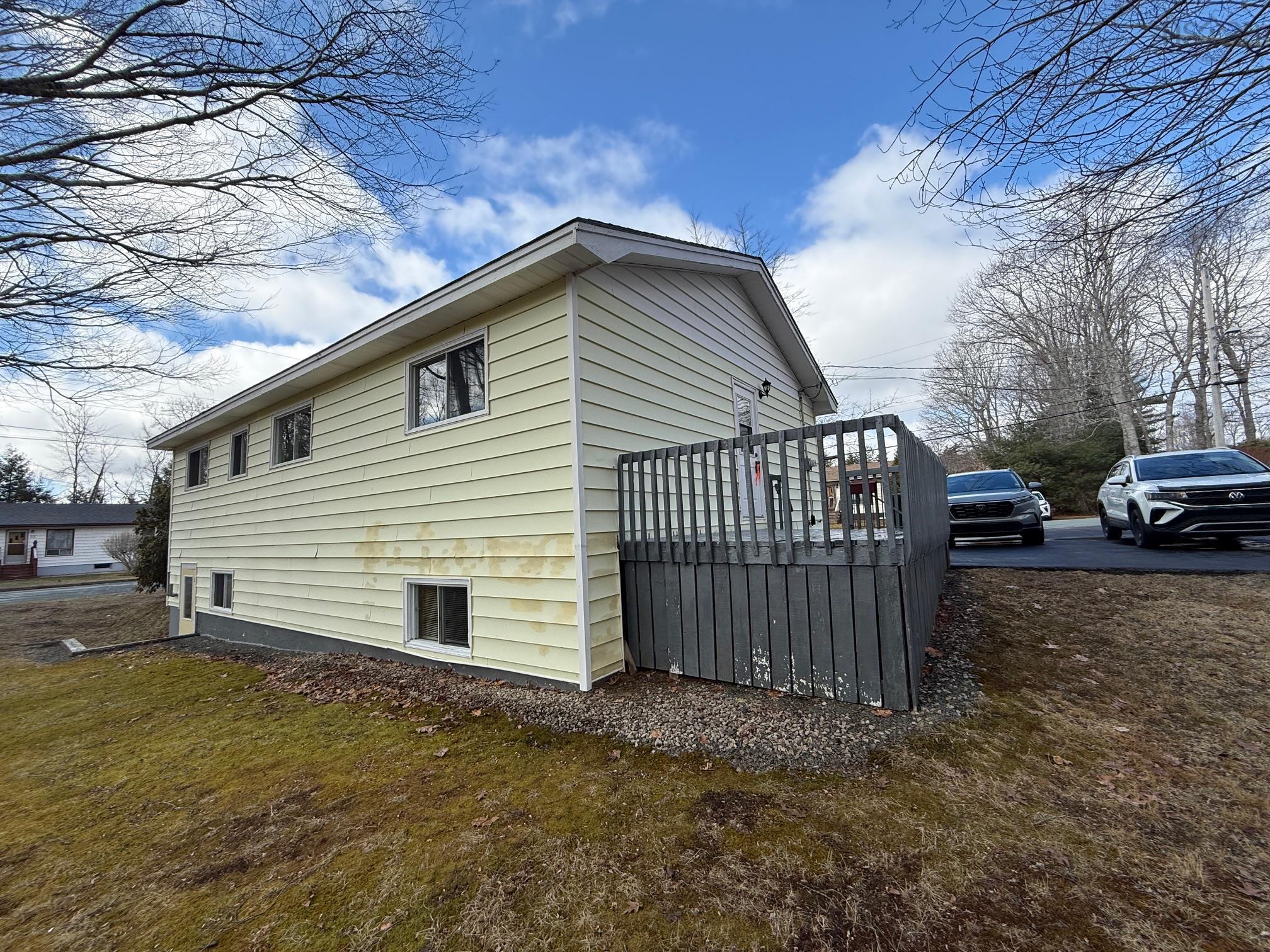 $349,900.00: 7 Pinehurst Avenue, Bridgewater