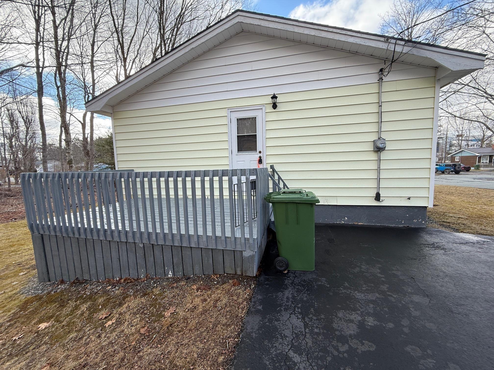 $349,900.00: 7 Pinehurst Avenue, Bridgewater