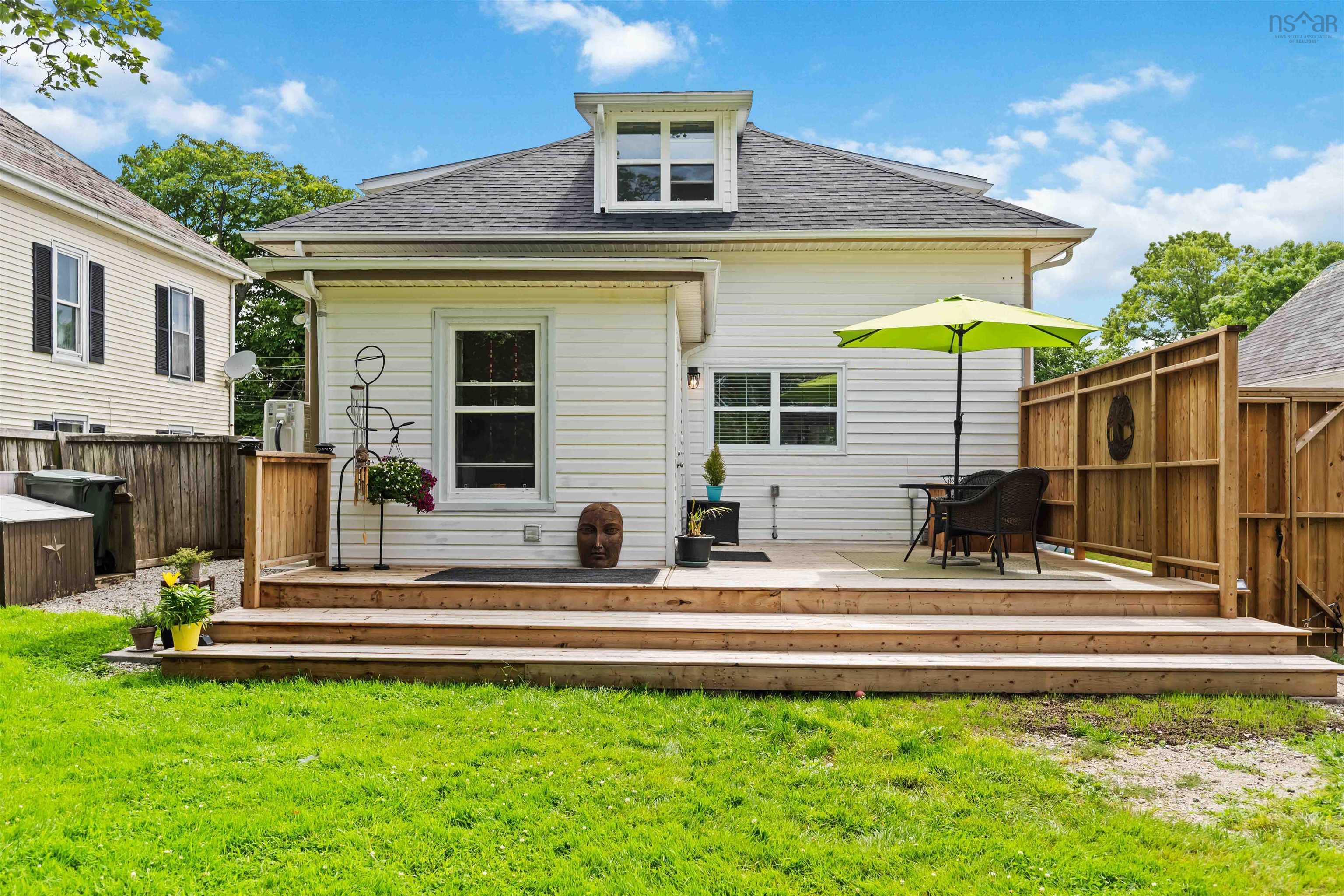 $375,000.00: 14 Ryerson Court, Yarmouth